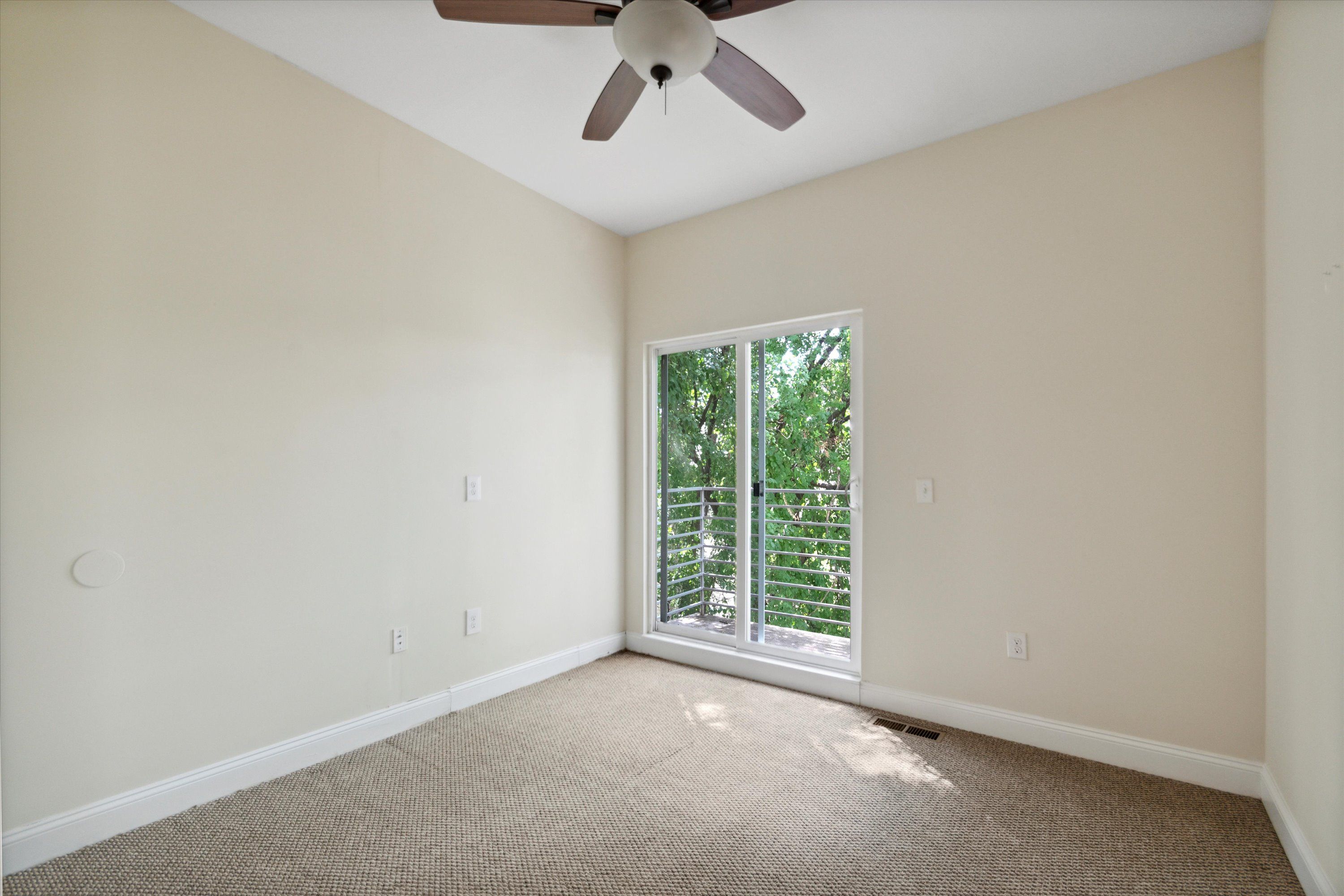 1408 WILLINGTON ST Unit B