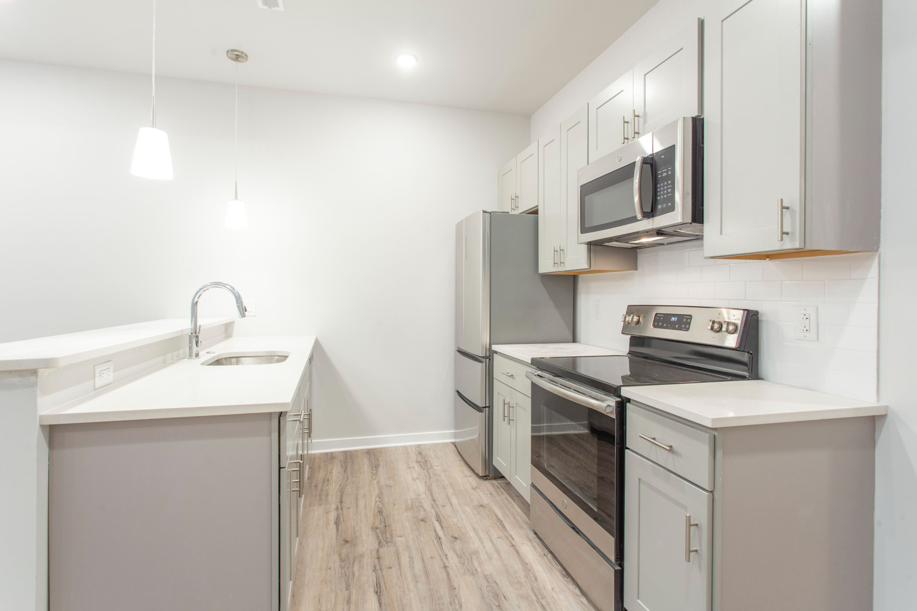 1143 N 3rd St Unit 102