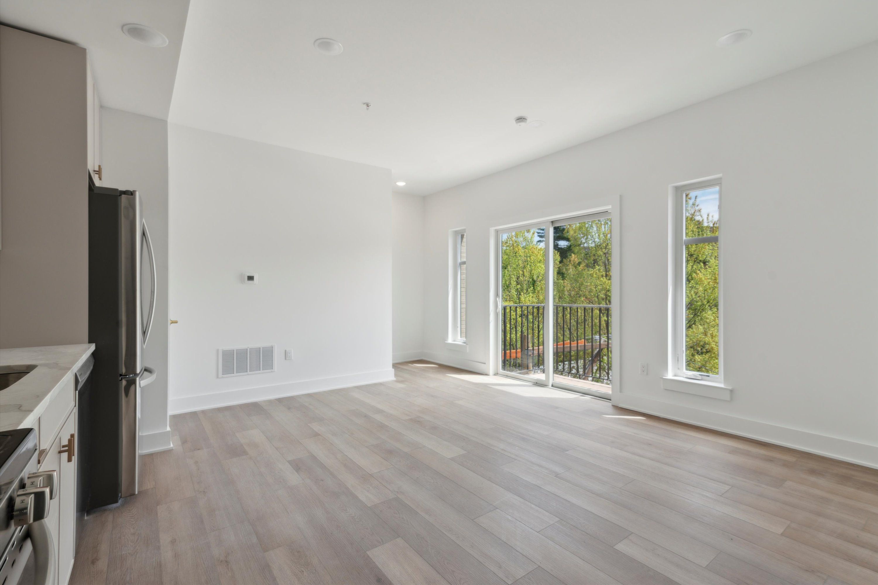 367 W Hortter St Unit 405