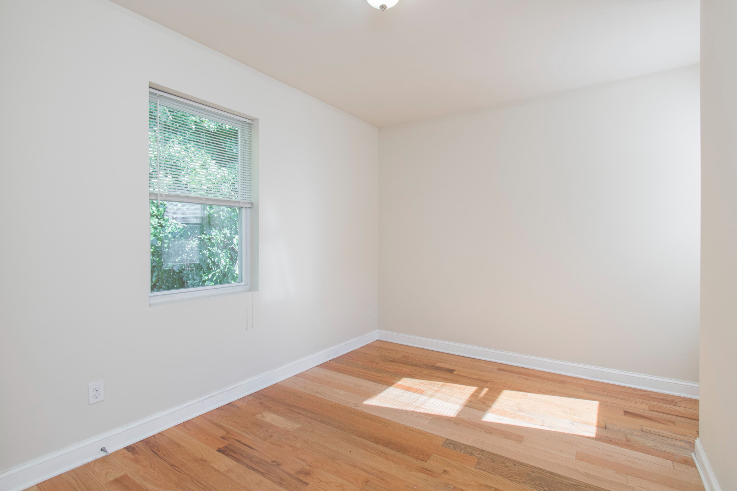 2043 N GRATZ ST Unit 2
