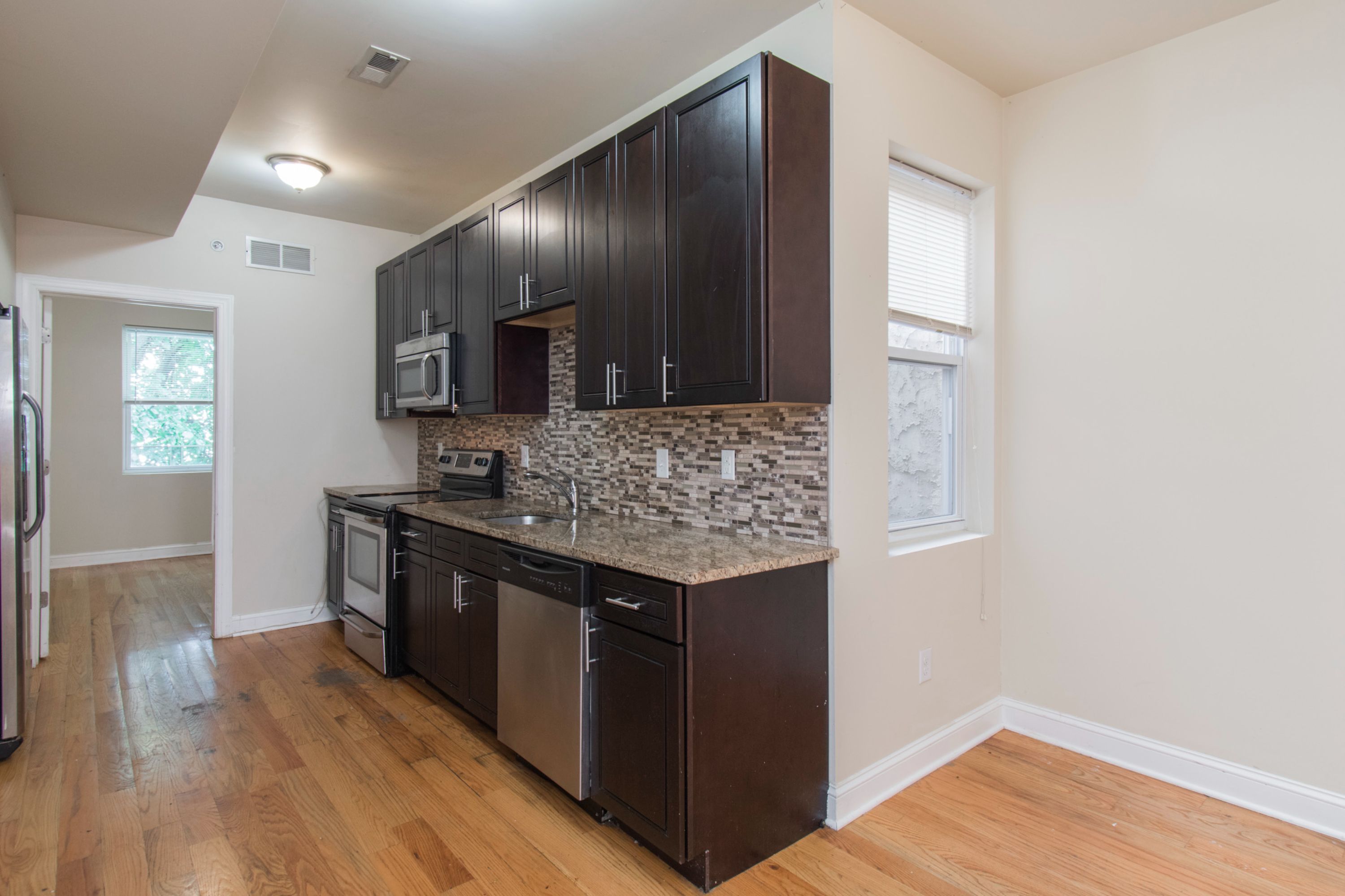 2043 N GRATZ ST Unit 2