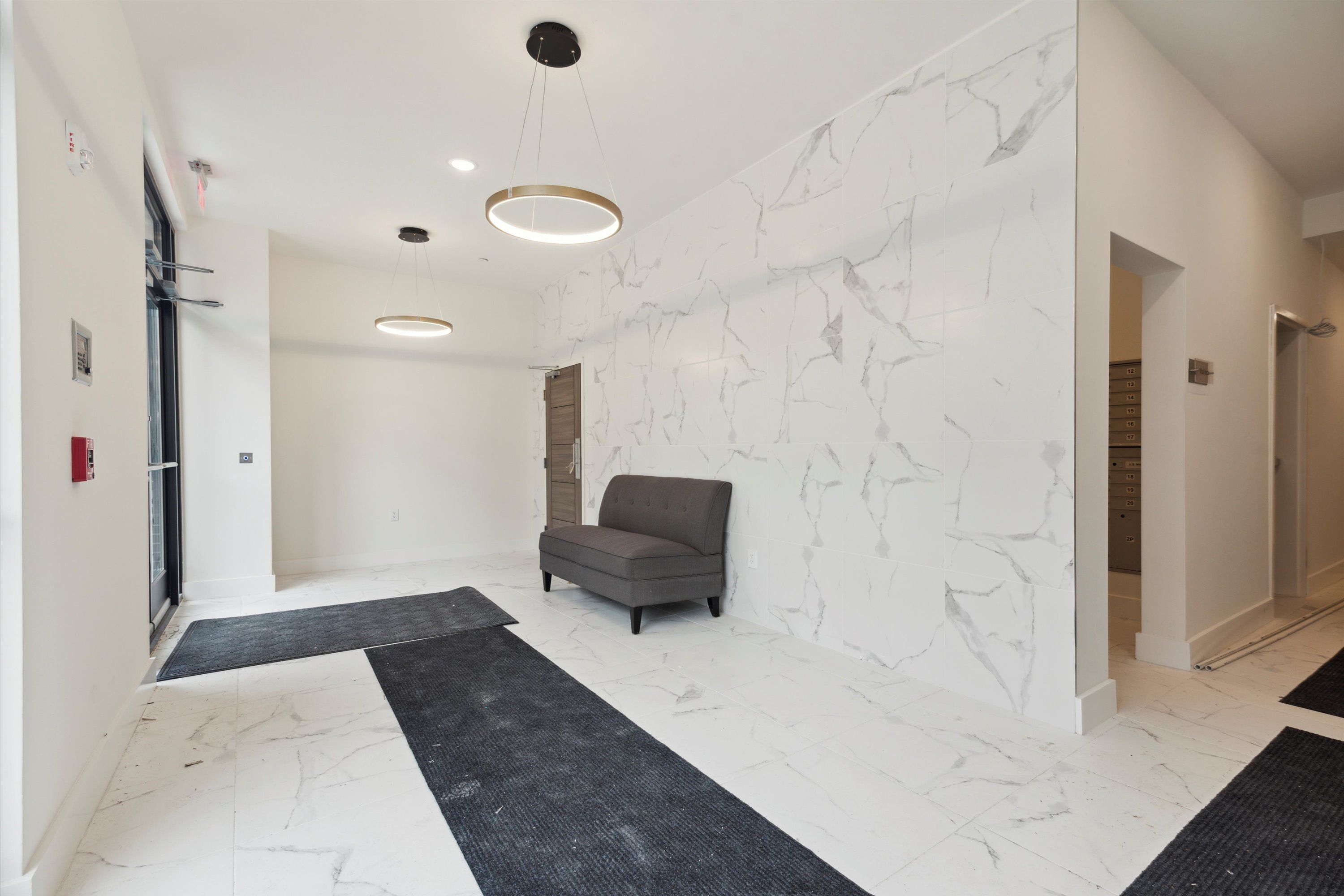 1221 E Fletcher St Unit 202