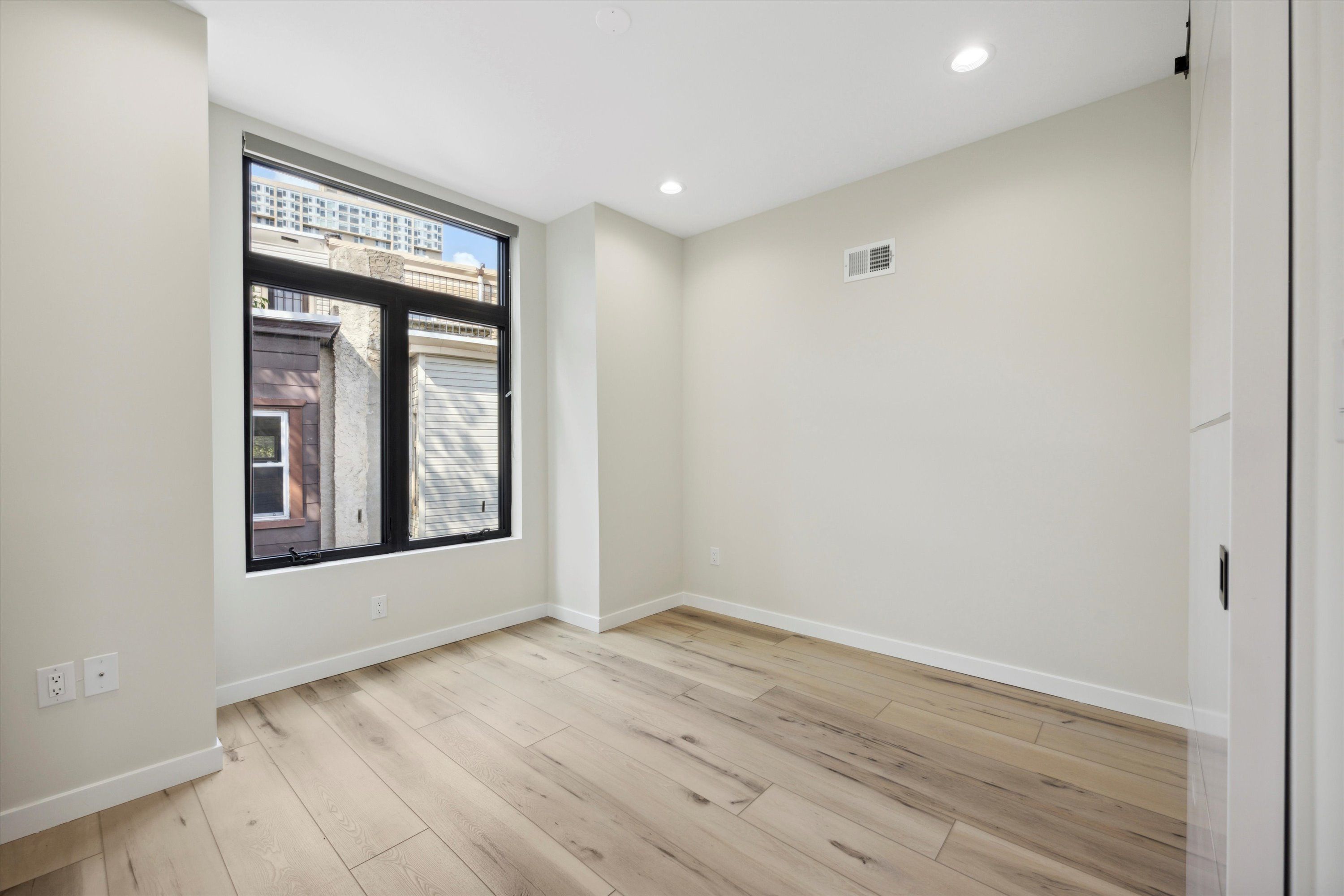 3923 BALTIMORE AVE Unit 2
