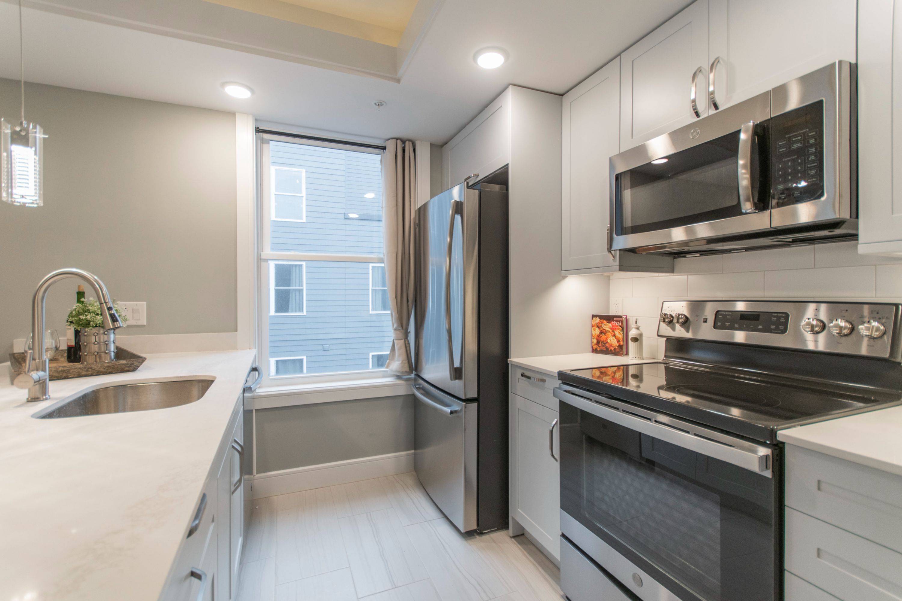 1133 E COLUMBIA AVE Unit 406