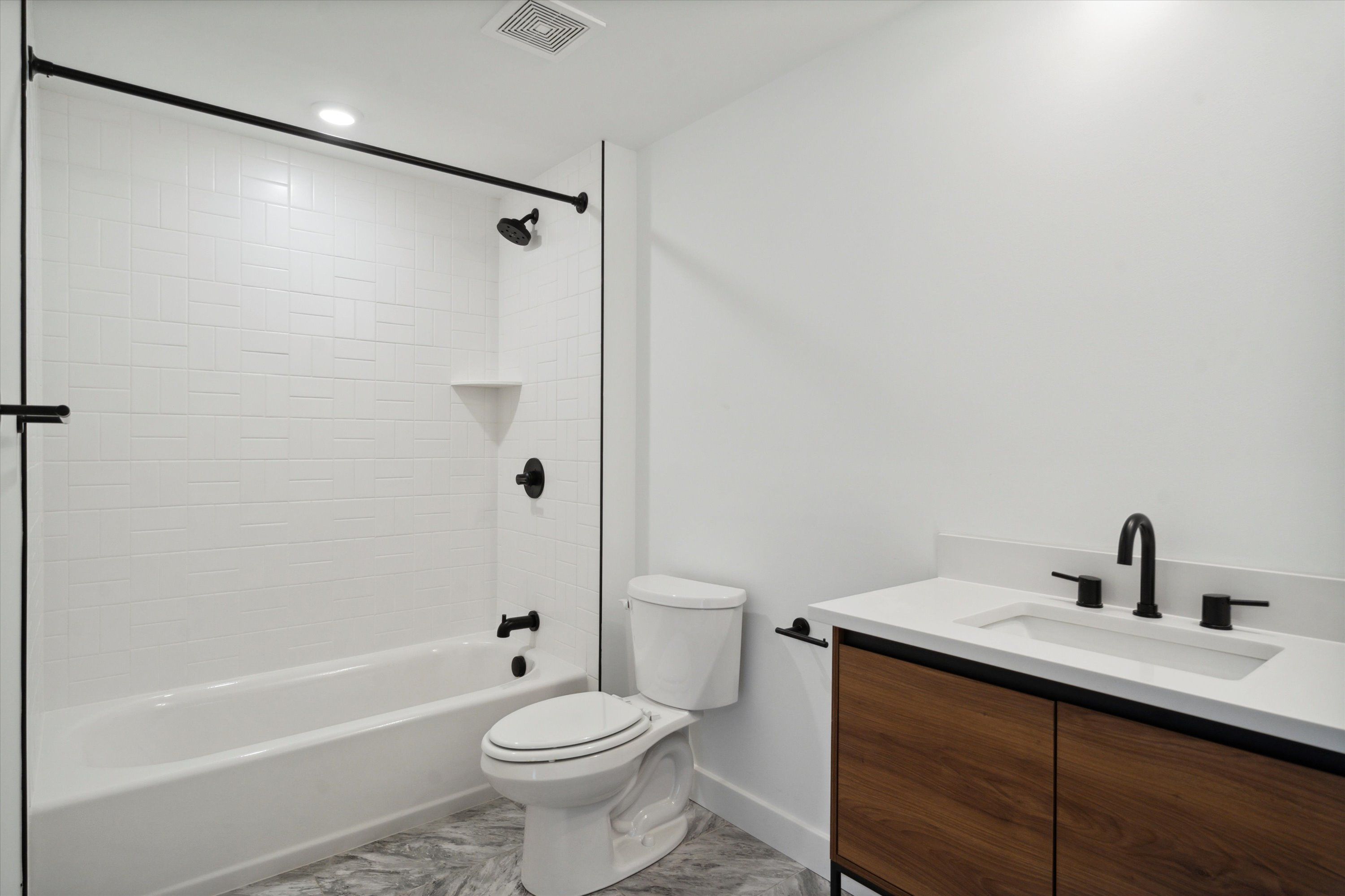 2636 E YORK ST Unit 203