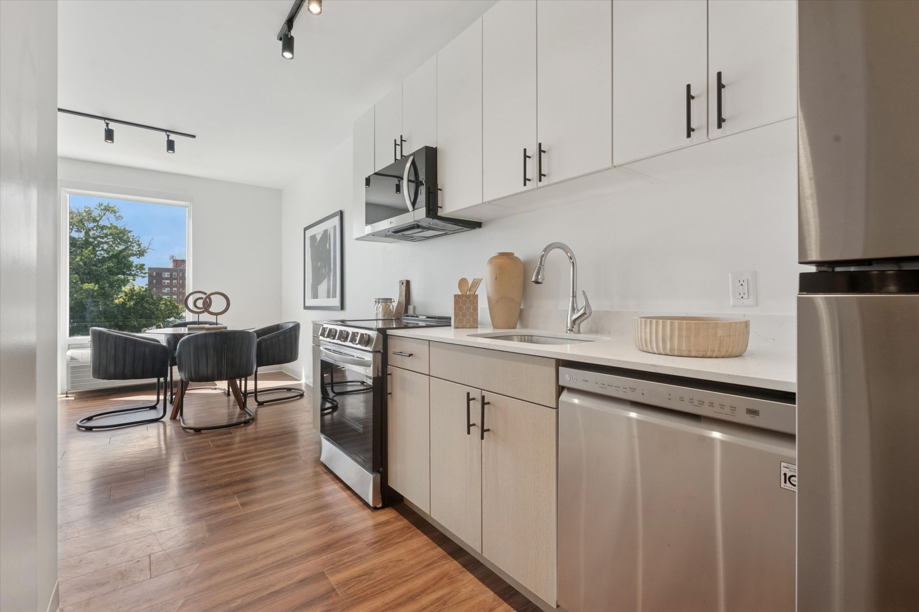 4240 Chestnut St Unit 710