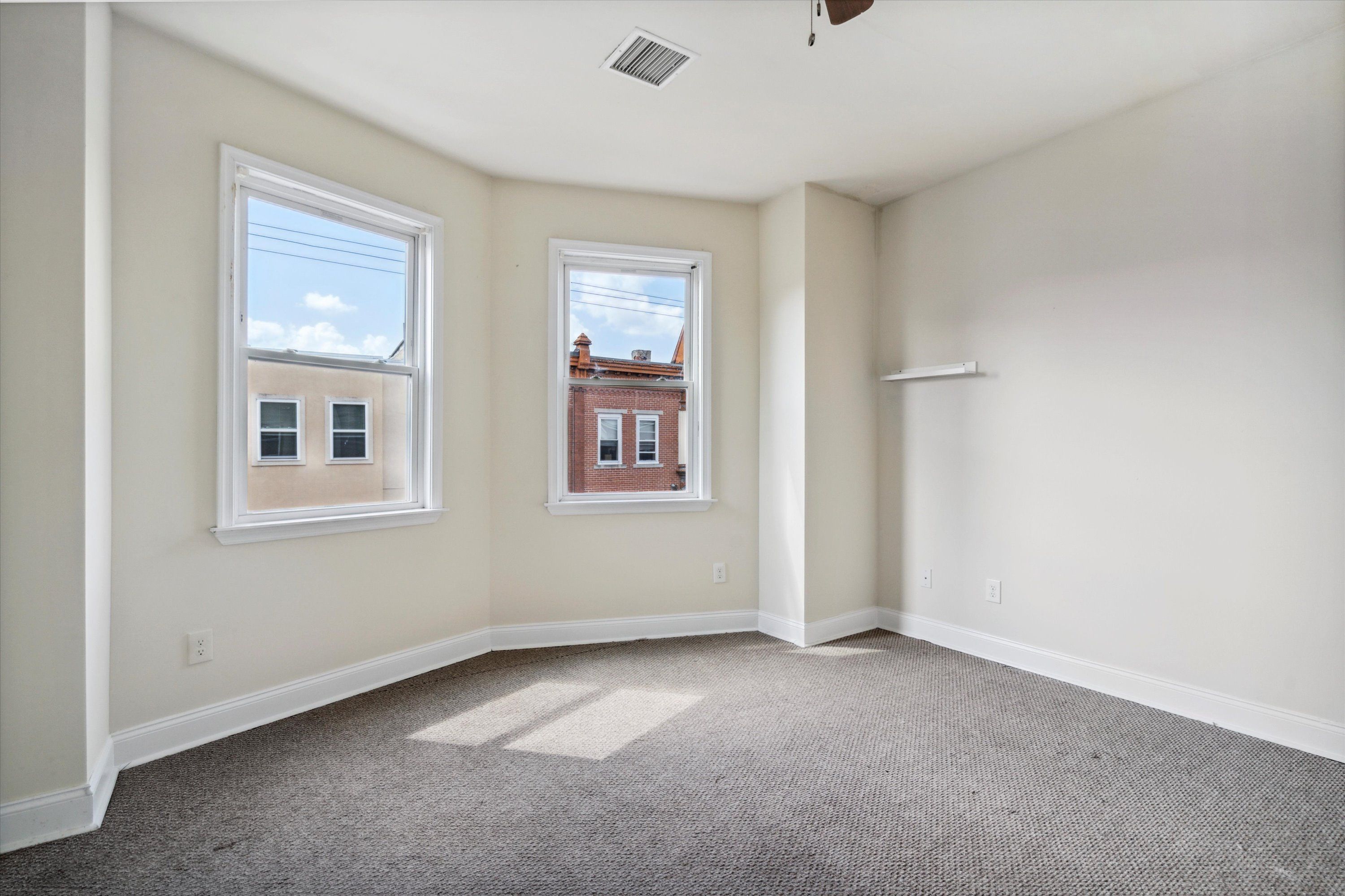 2107 N 17TH ST Unit B