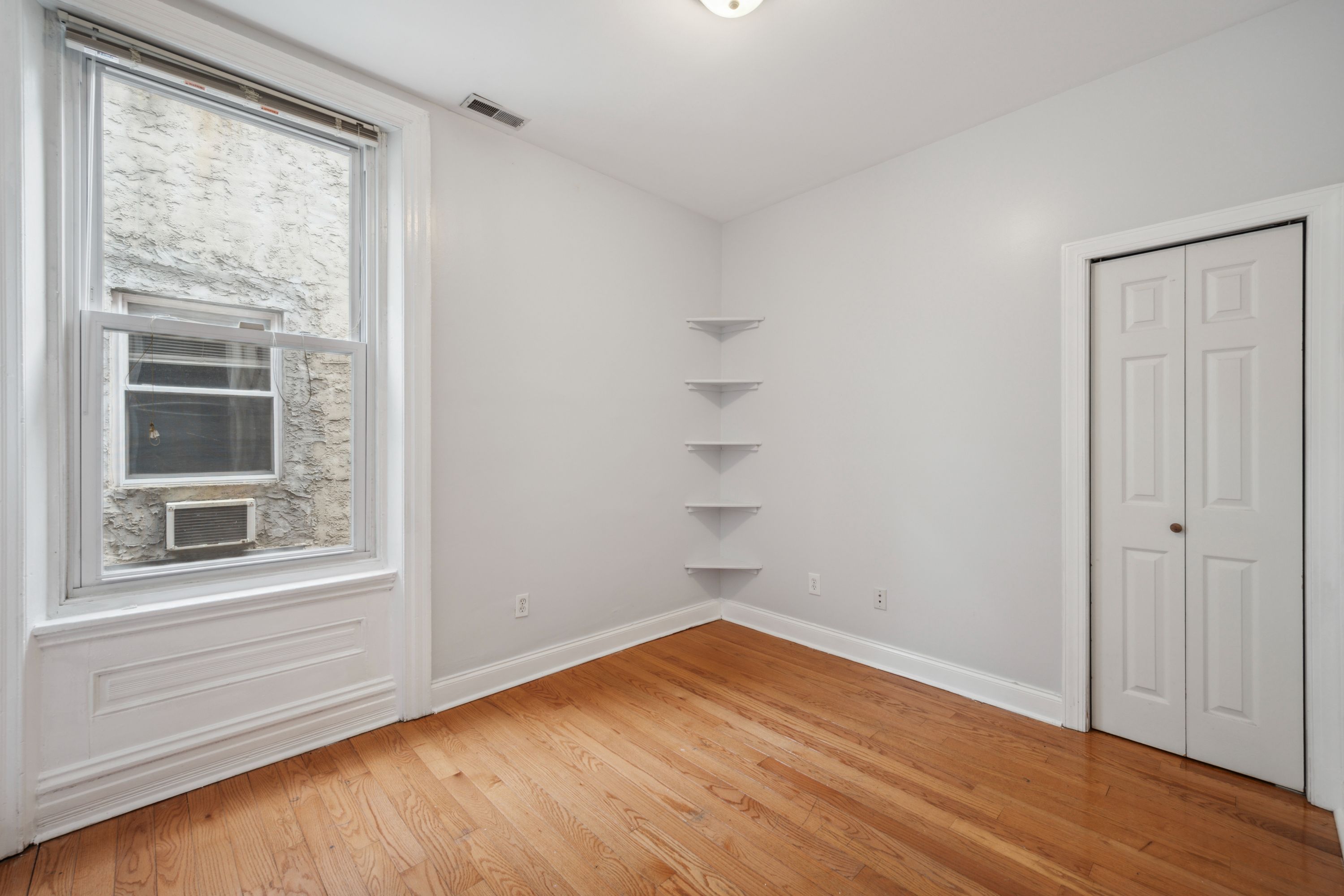 1729 W MONTGOMERY AVE Unit 2