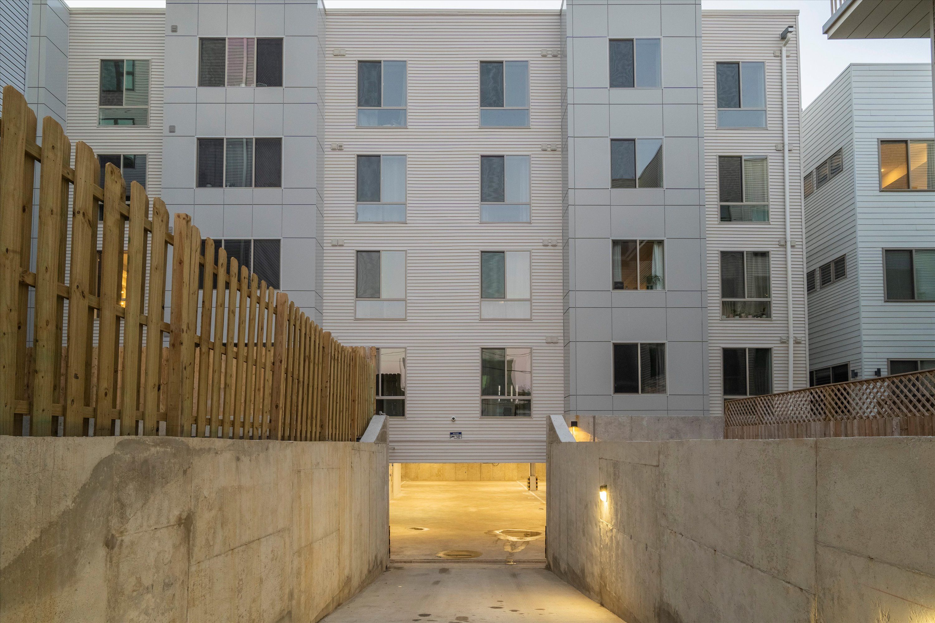 1223 N 7th St Unit 105