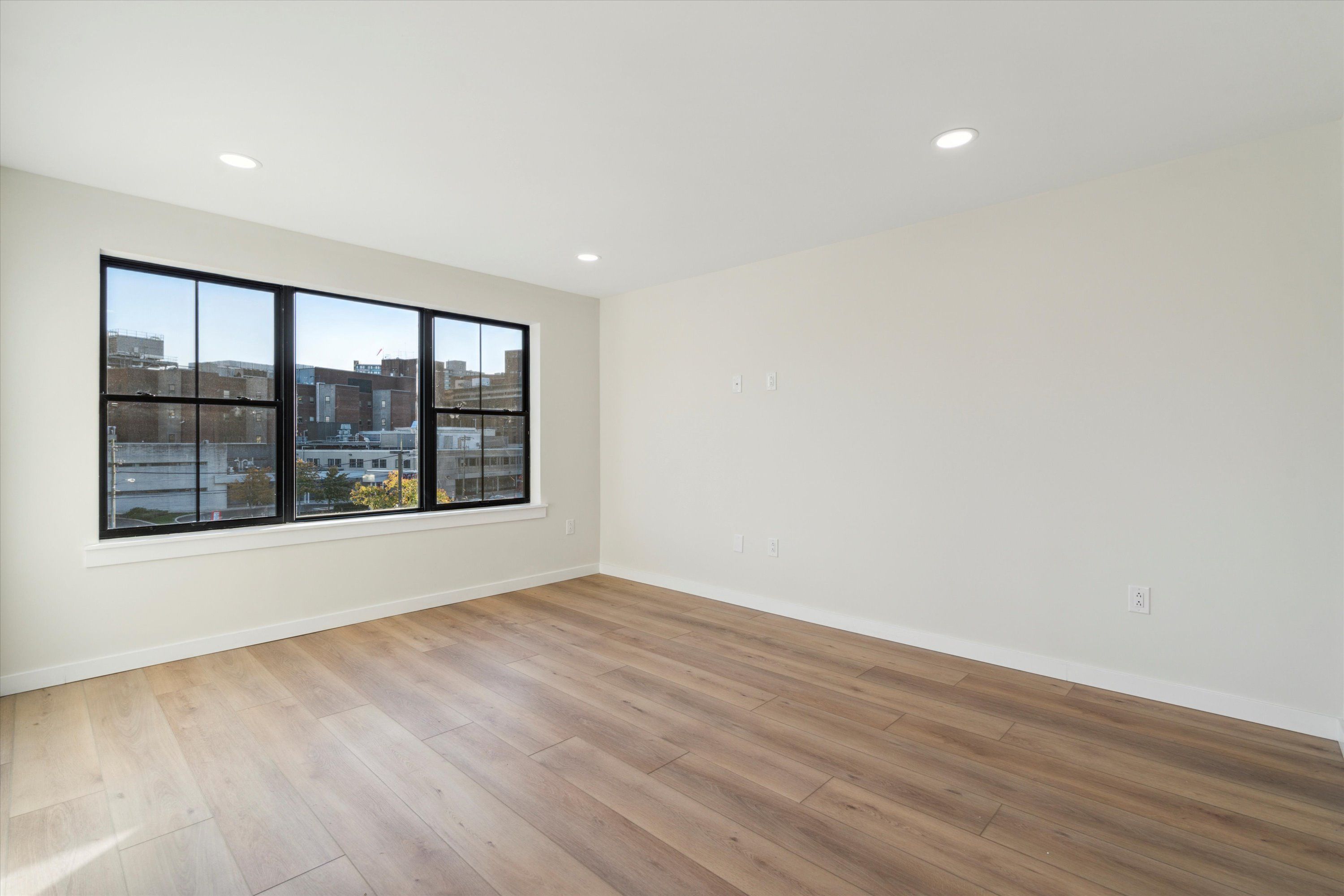 3804 Lancaster Ave Unit 401