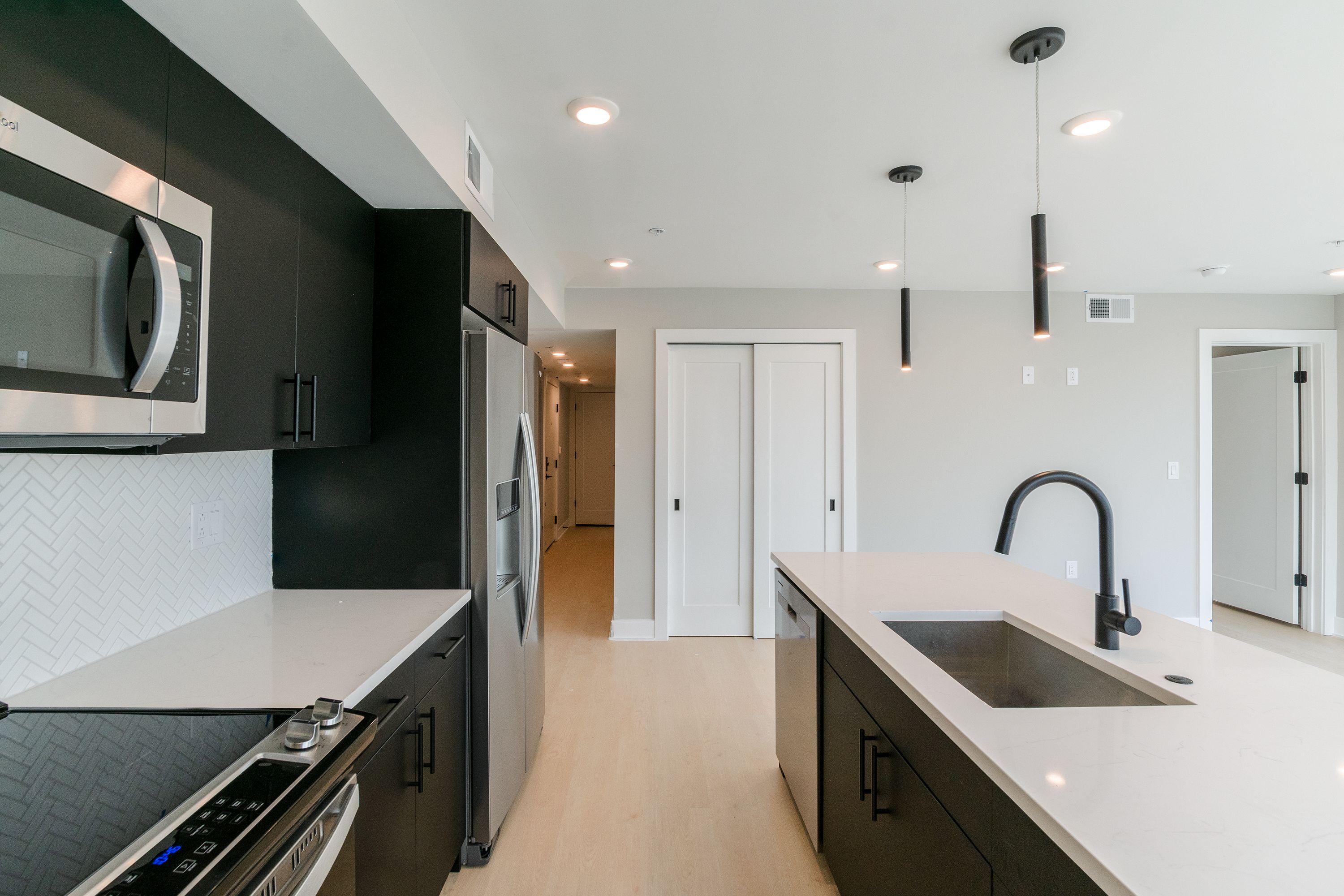 6604 Ridge Avenue Unit 305