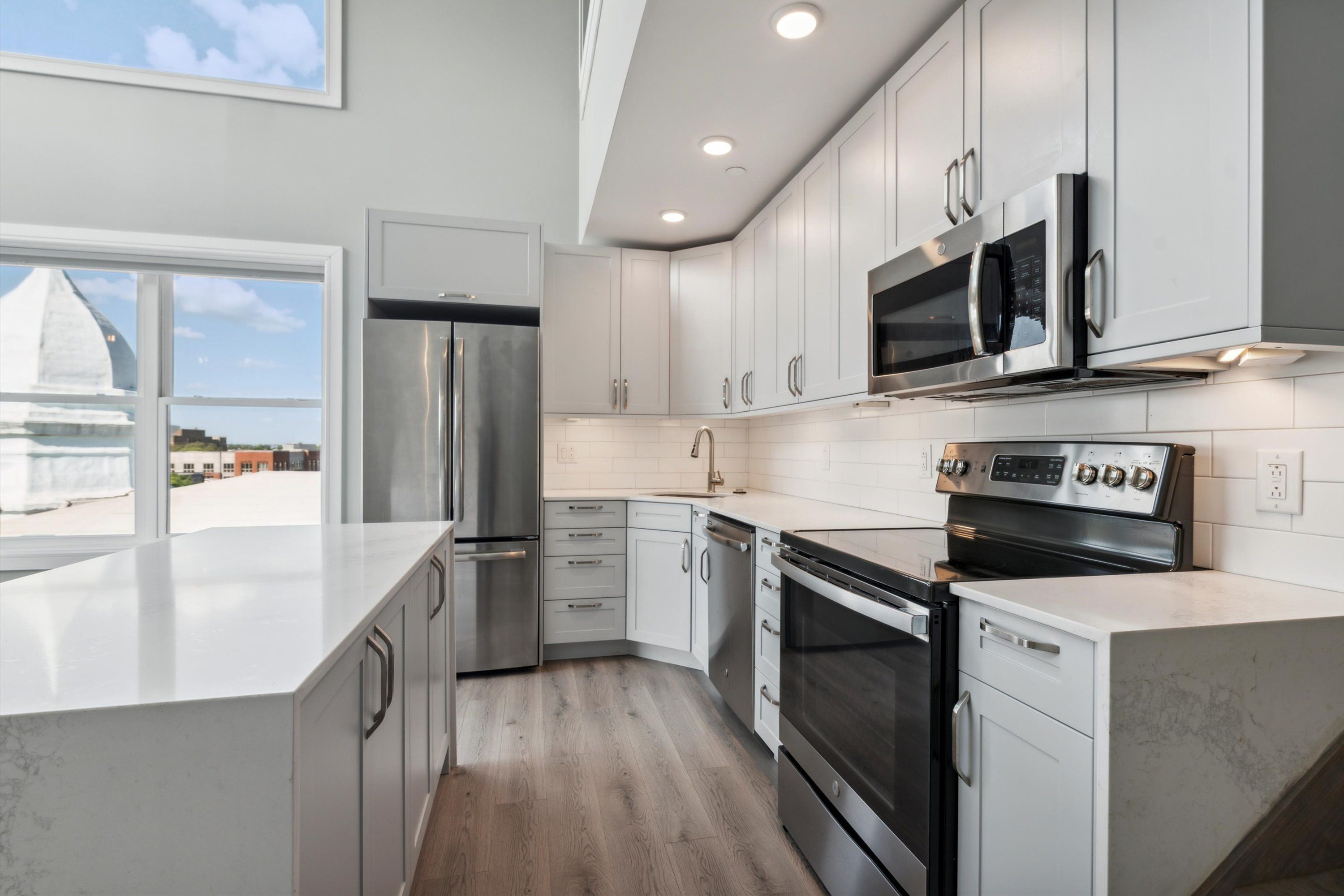 1133 E COLUMBIA AVE Unit 603