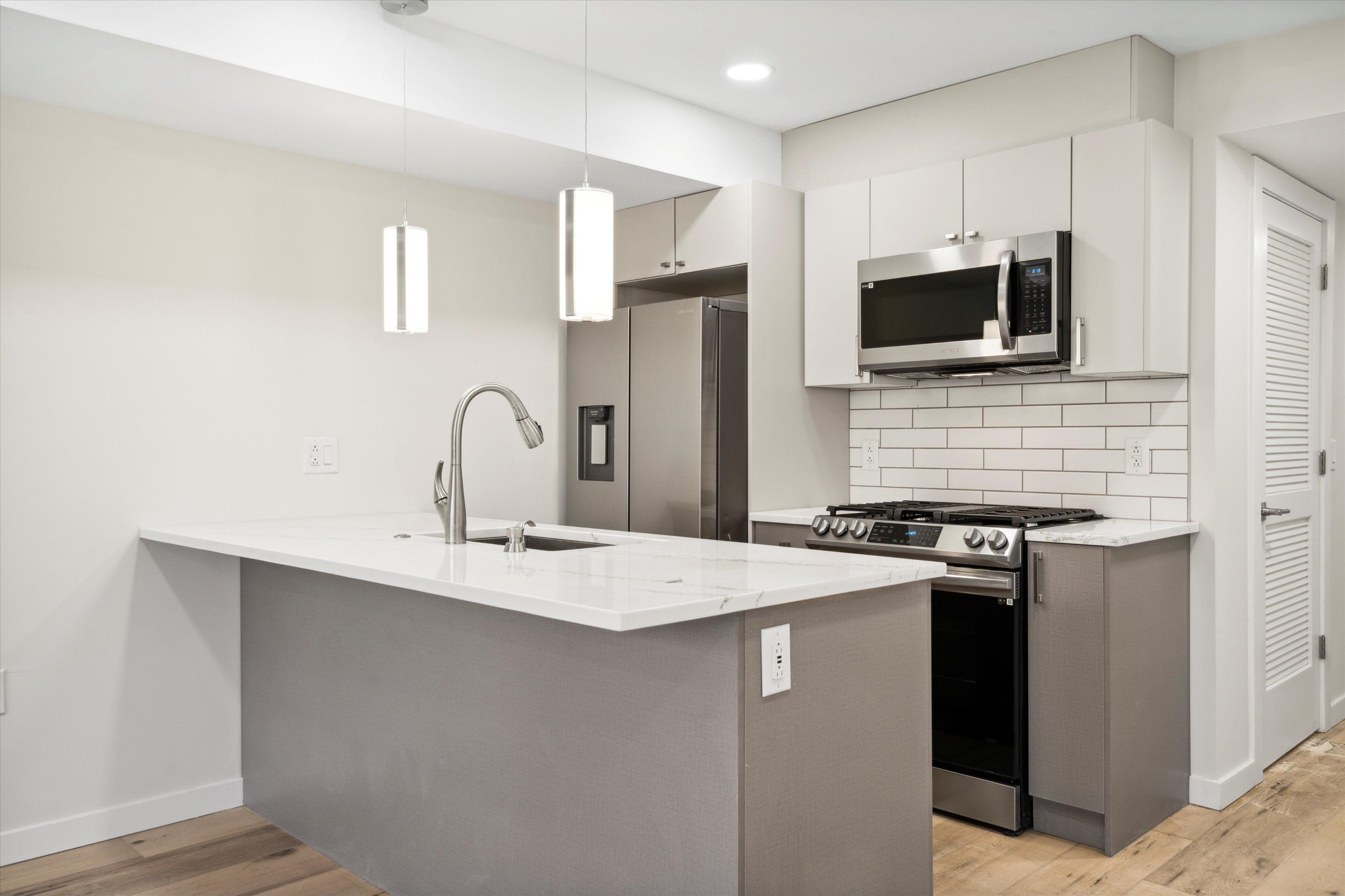 3804 Lancaster Ave Unit 203