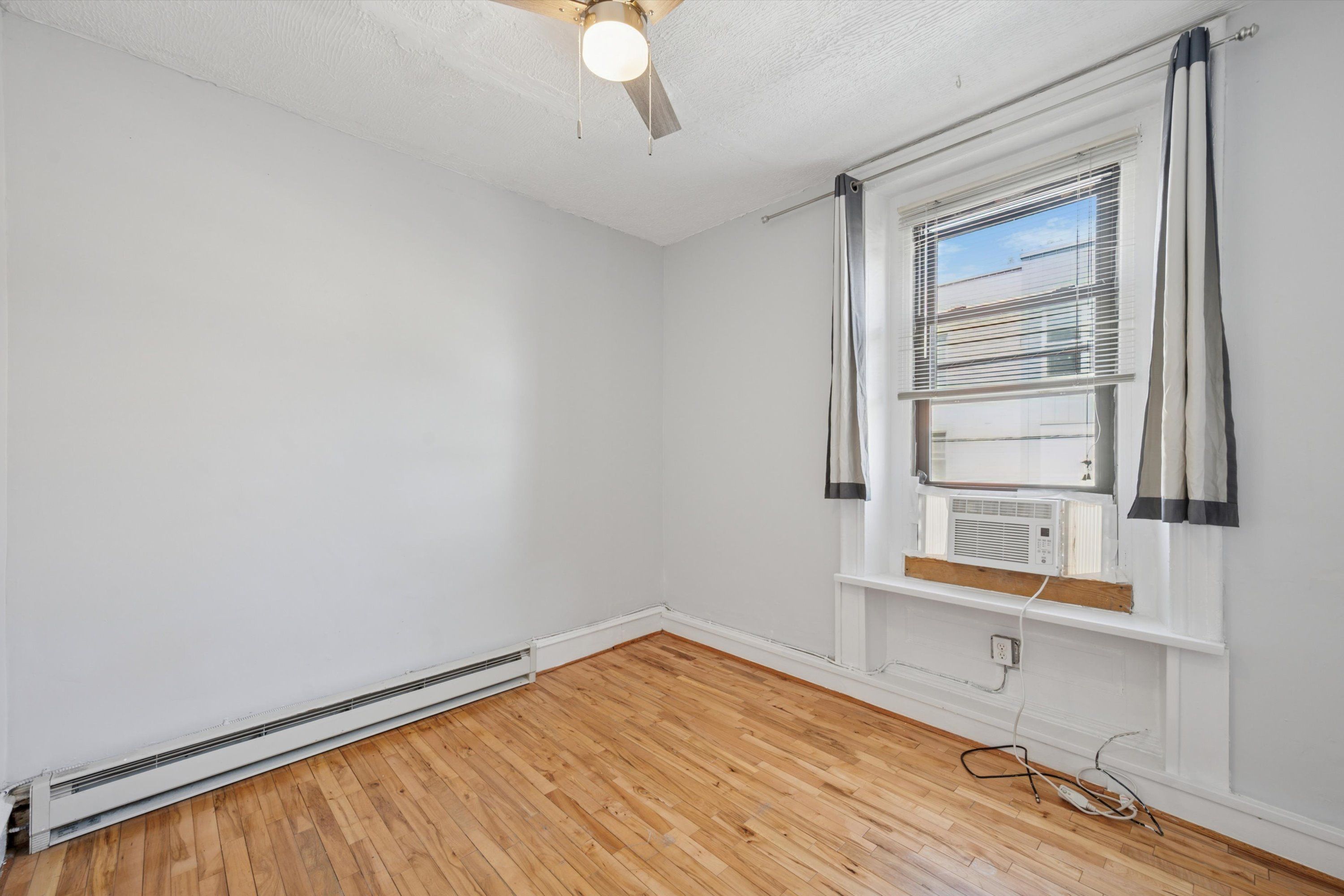 1746 N 16TH ST Unit 2R