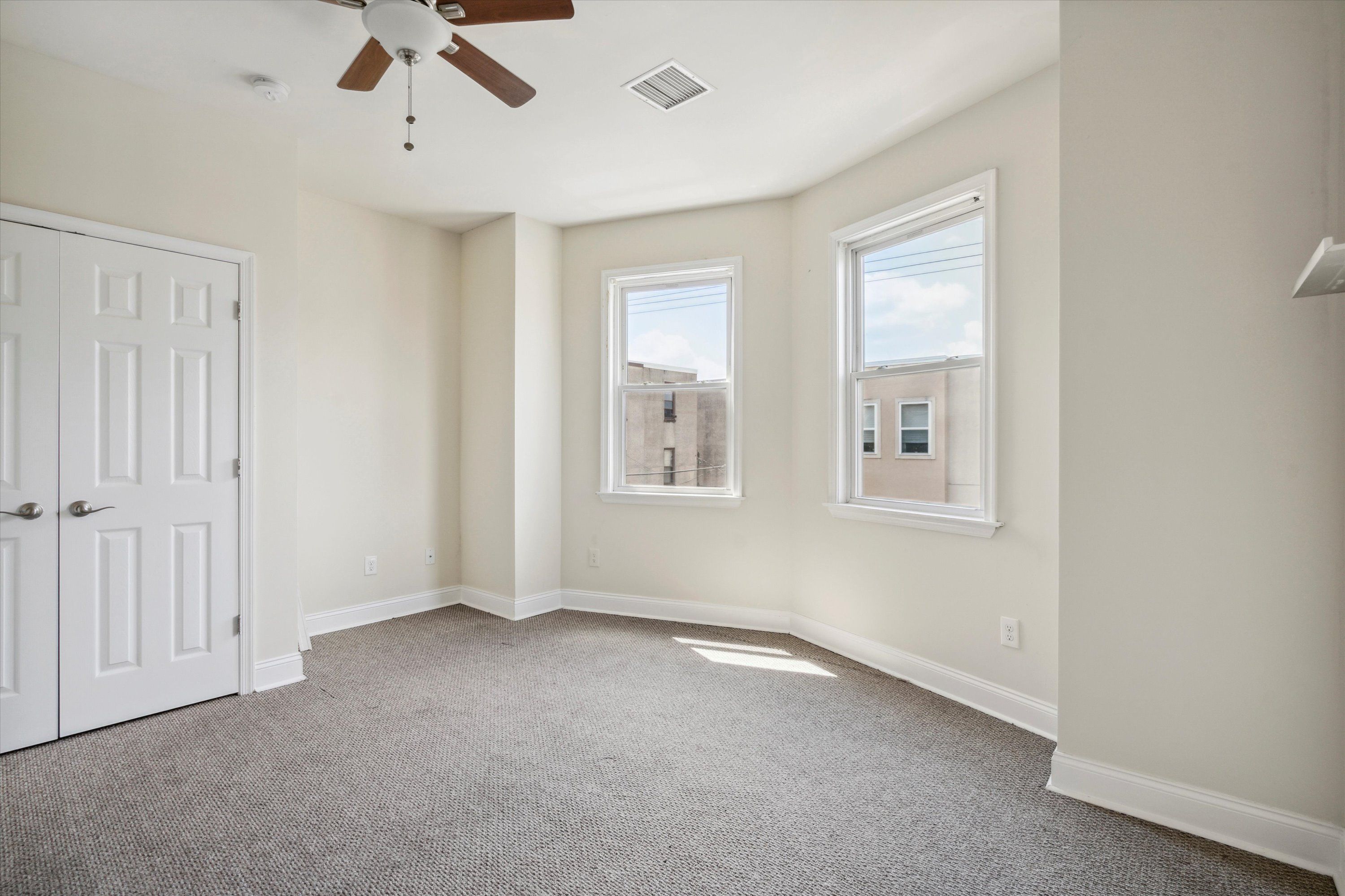 2107 N 17TH ST Unit B