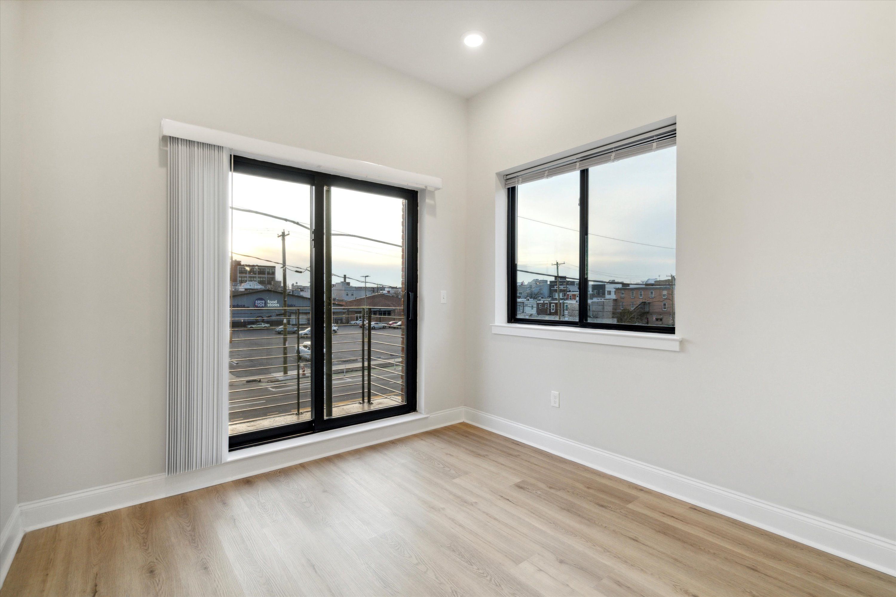 2157 E LEHIGH AVE Unit 213