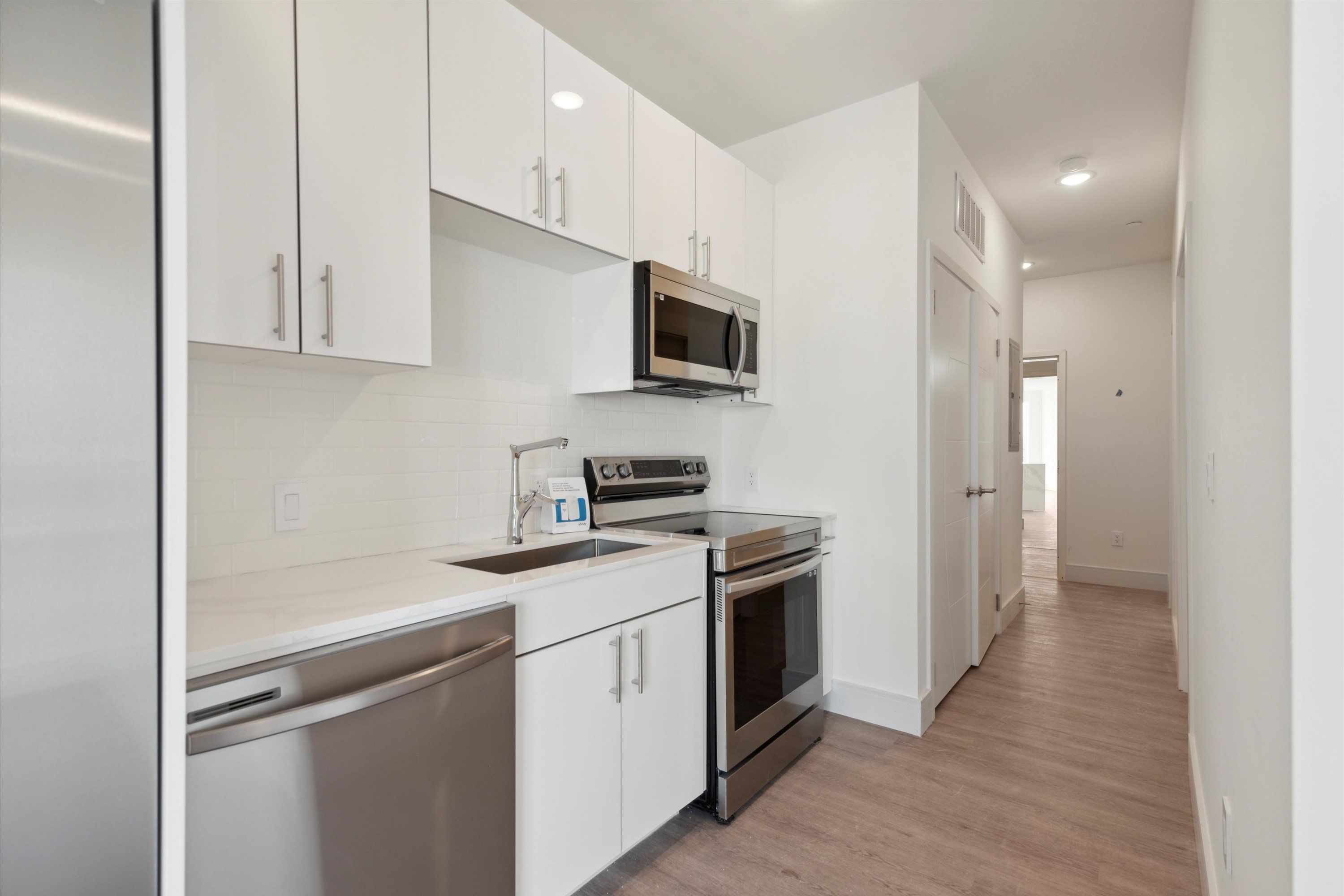 1221 E Fletcher St Unit 209