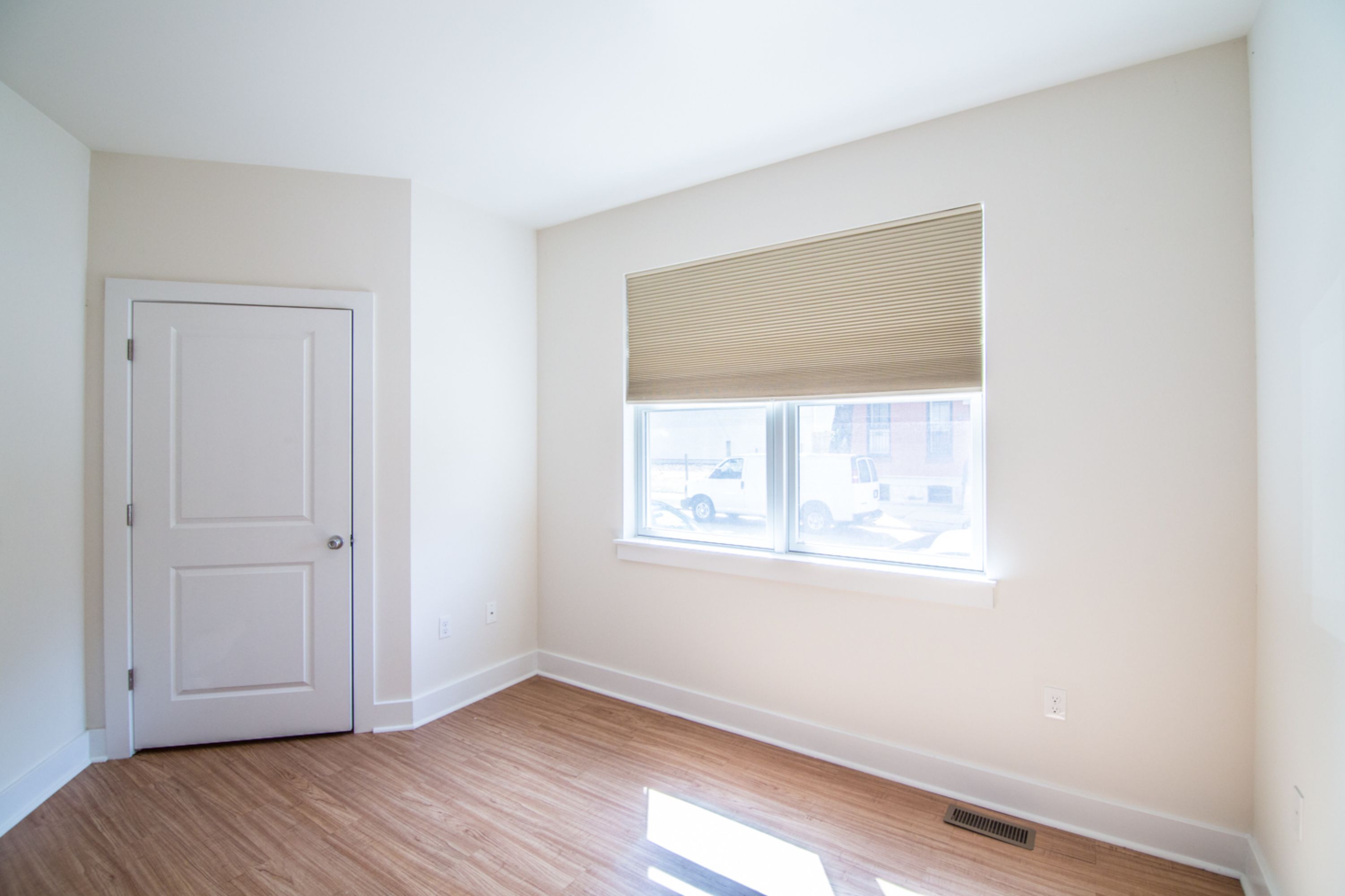 3842 LANCASTER AVE Unit 1
