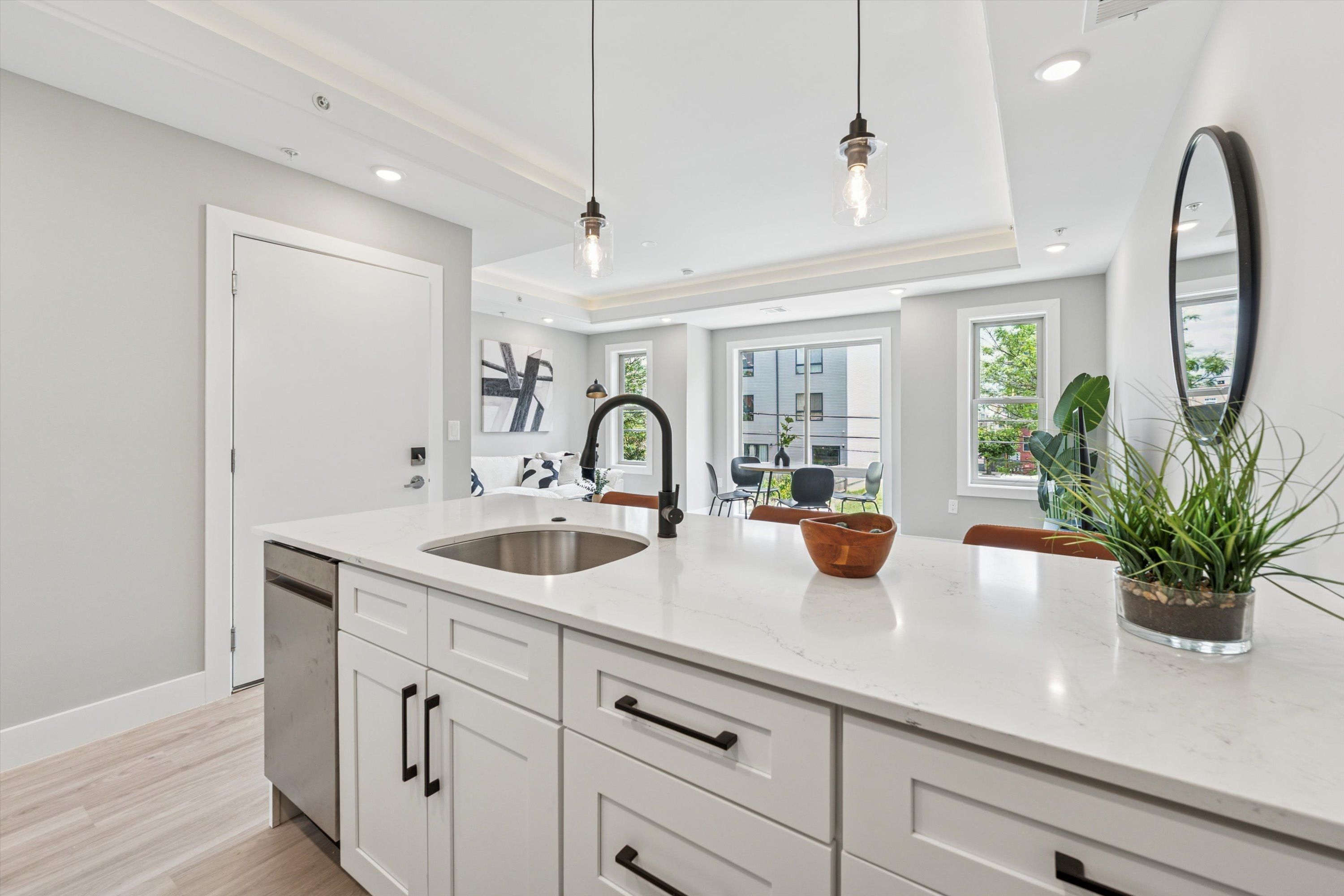 2401 N 2ND St Unit L3