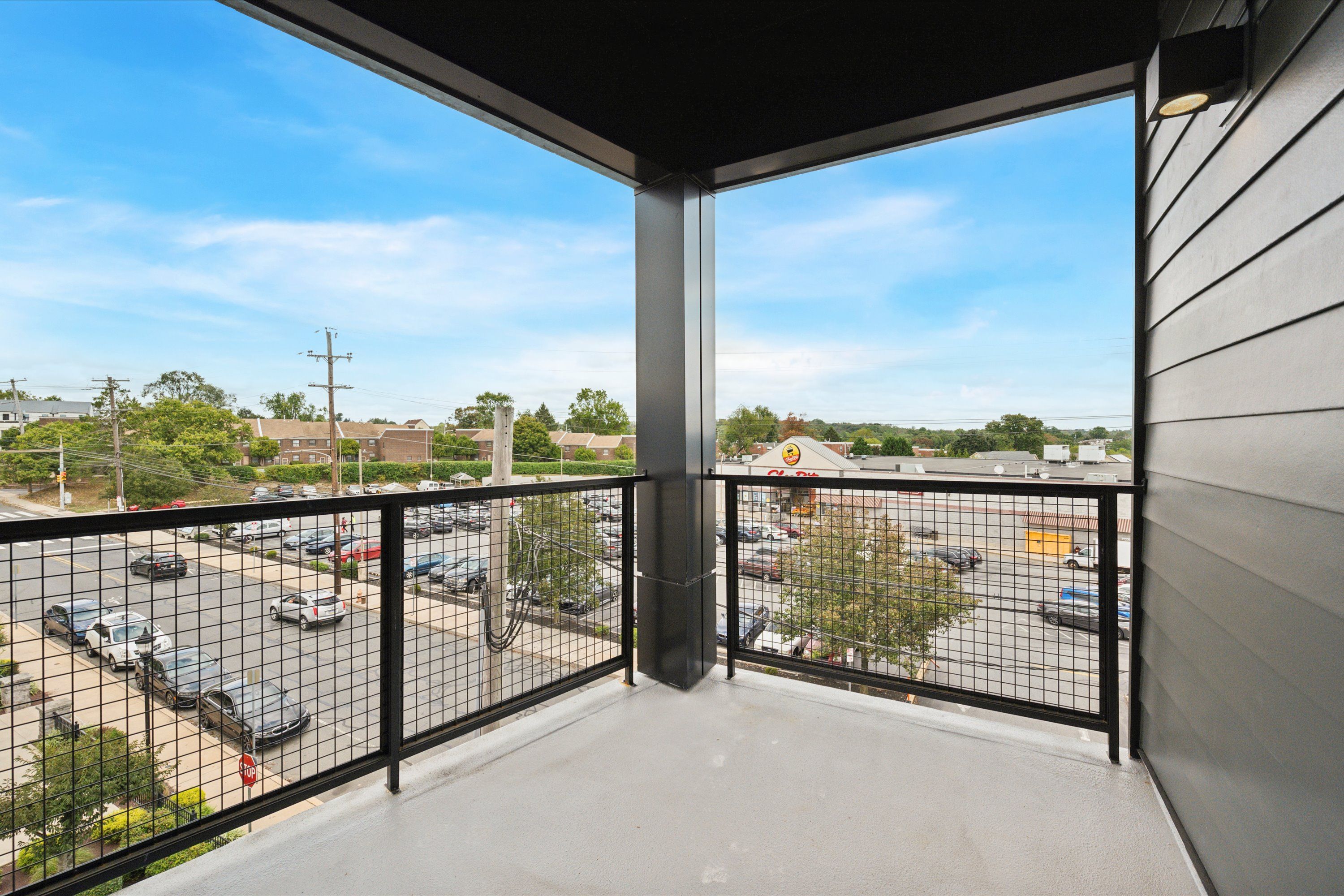6910 Ridge Avenue Unit 418