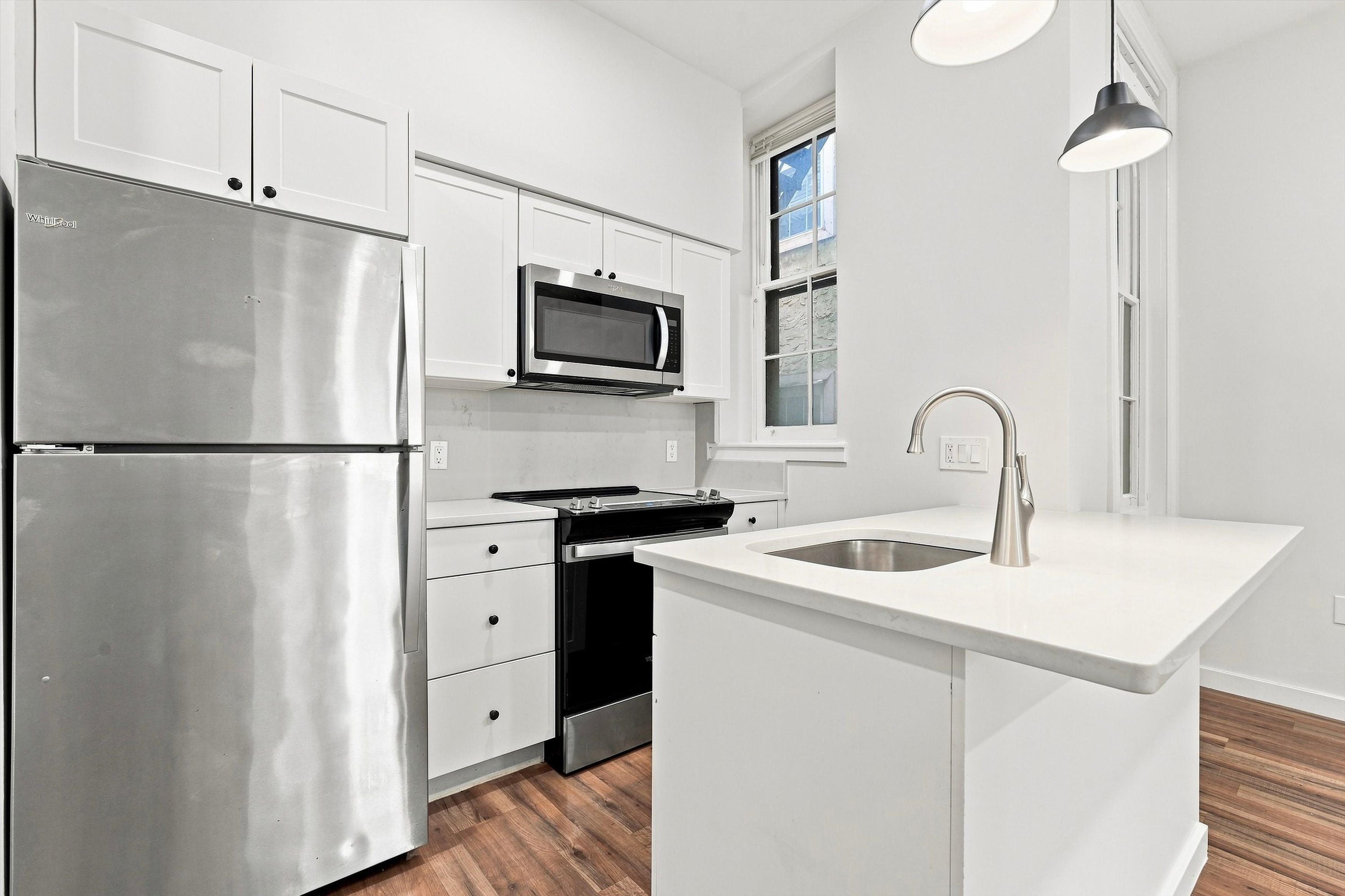 1525 Green St Unit 2F