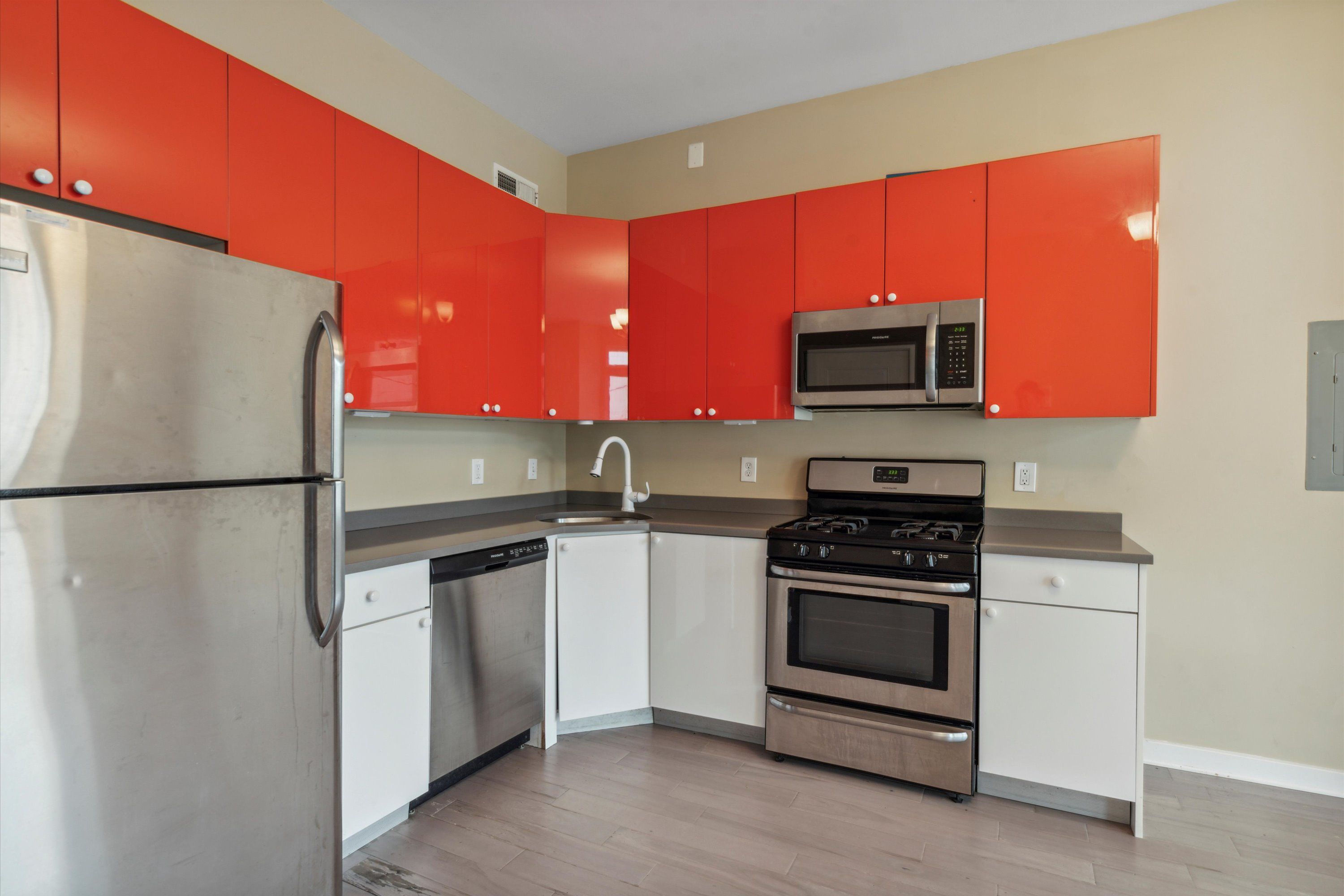 718 N 15TH ST Unit 4