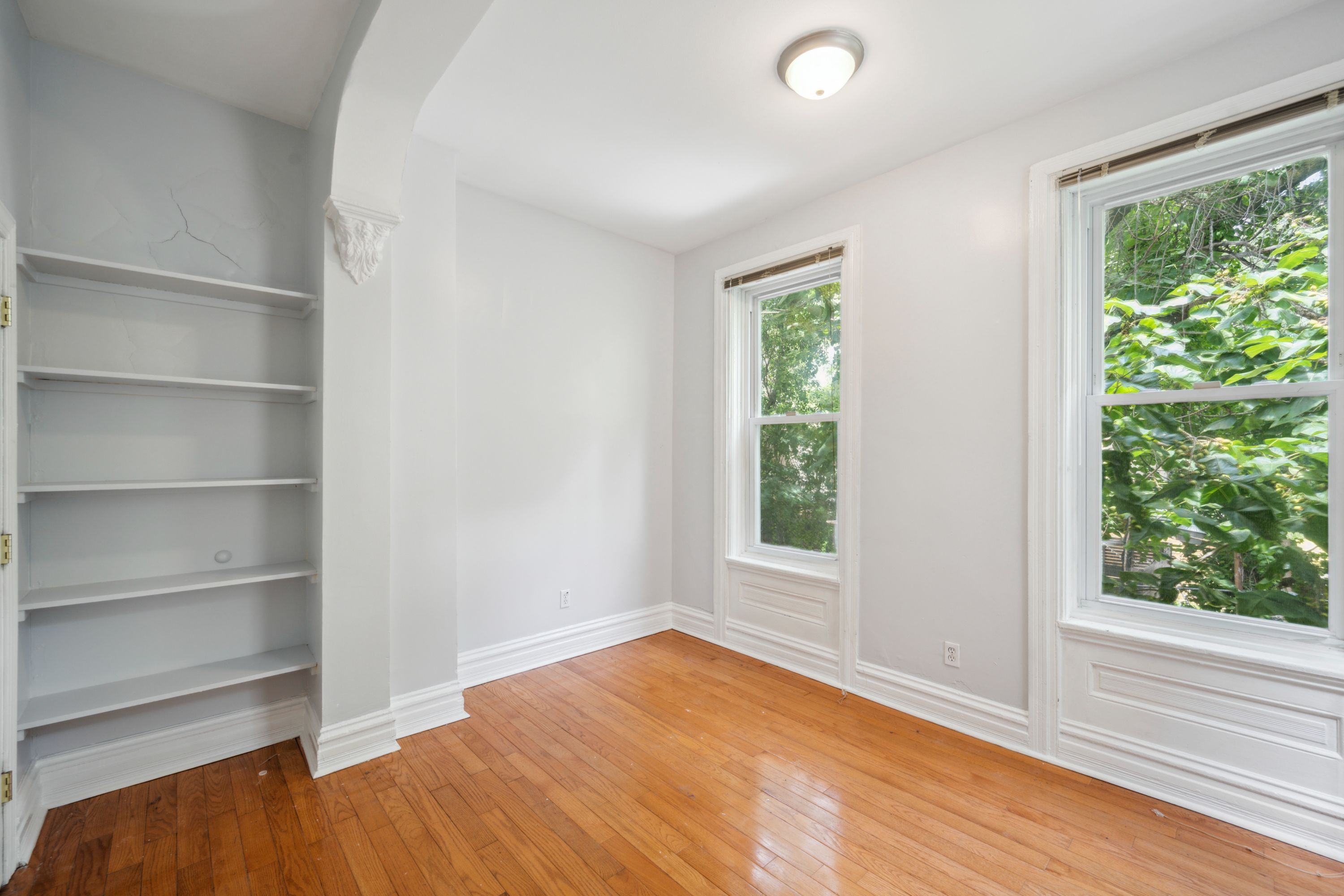 1729 W MONTGOMERY AVE Unit 2