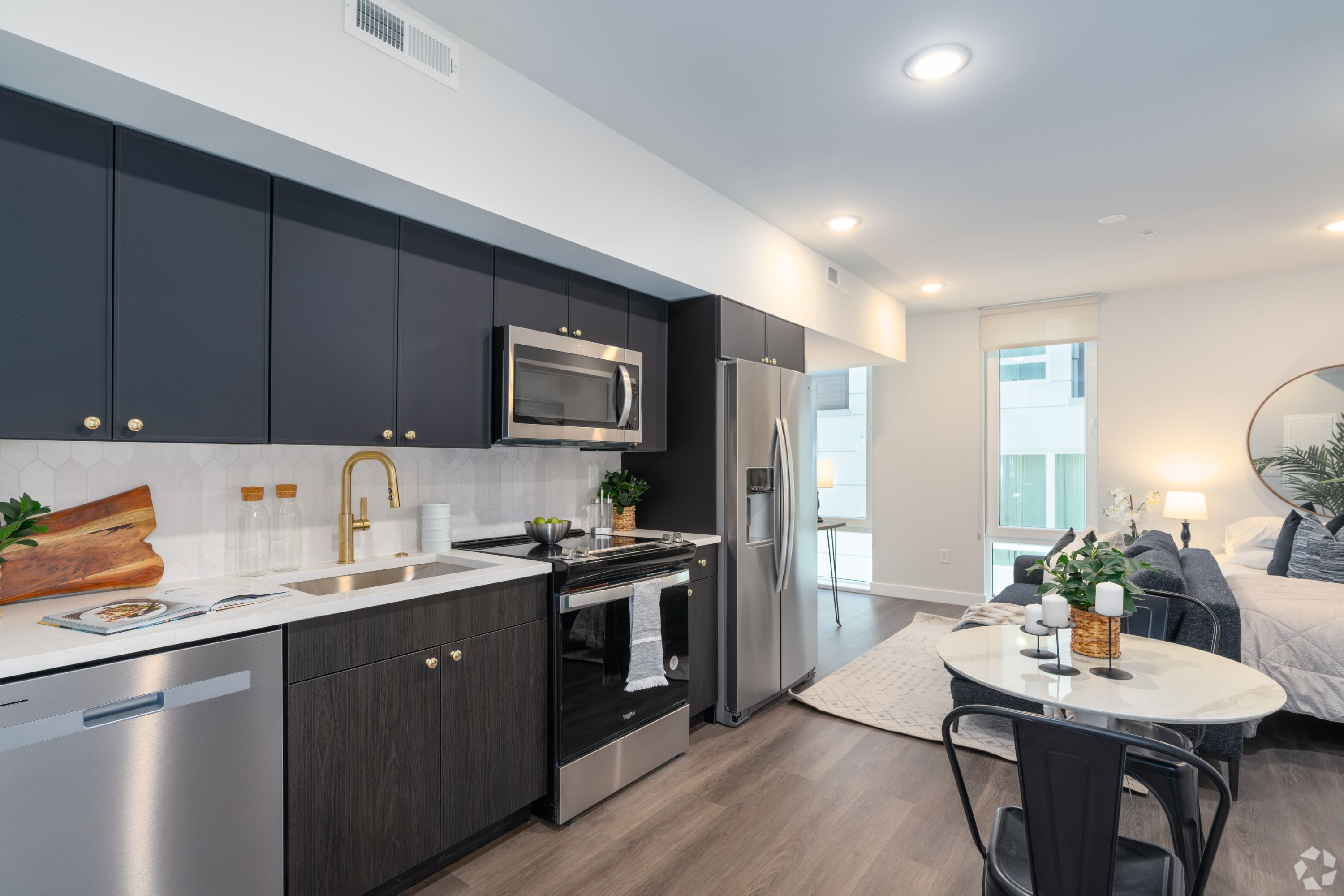 1102 GERMANTOWN AVENUE Unit 306