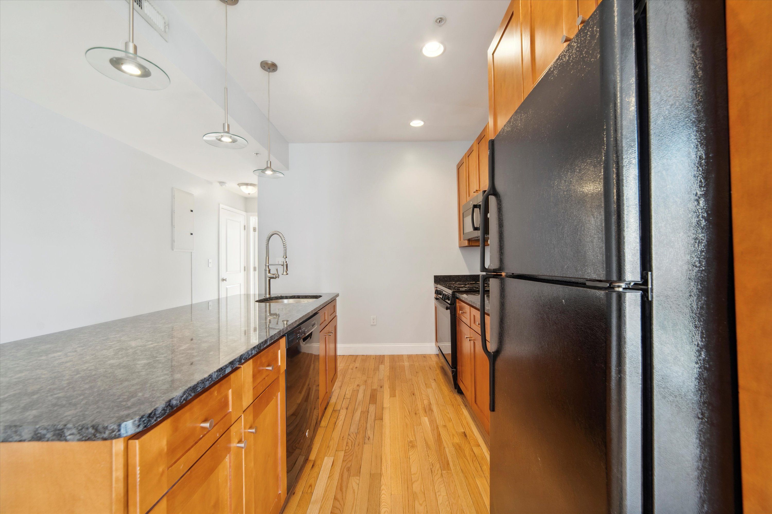 1921 N 18TH ST Unit 3