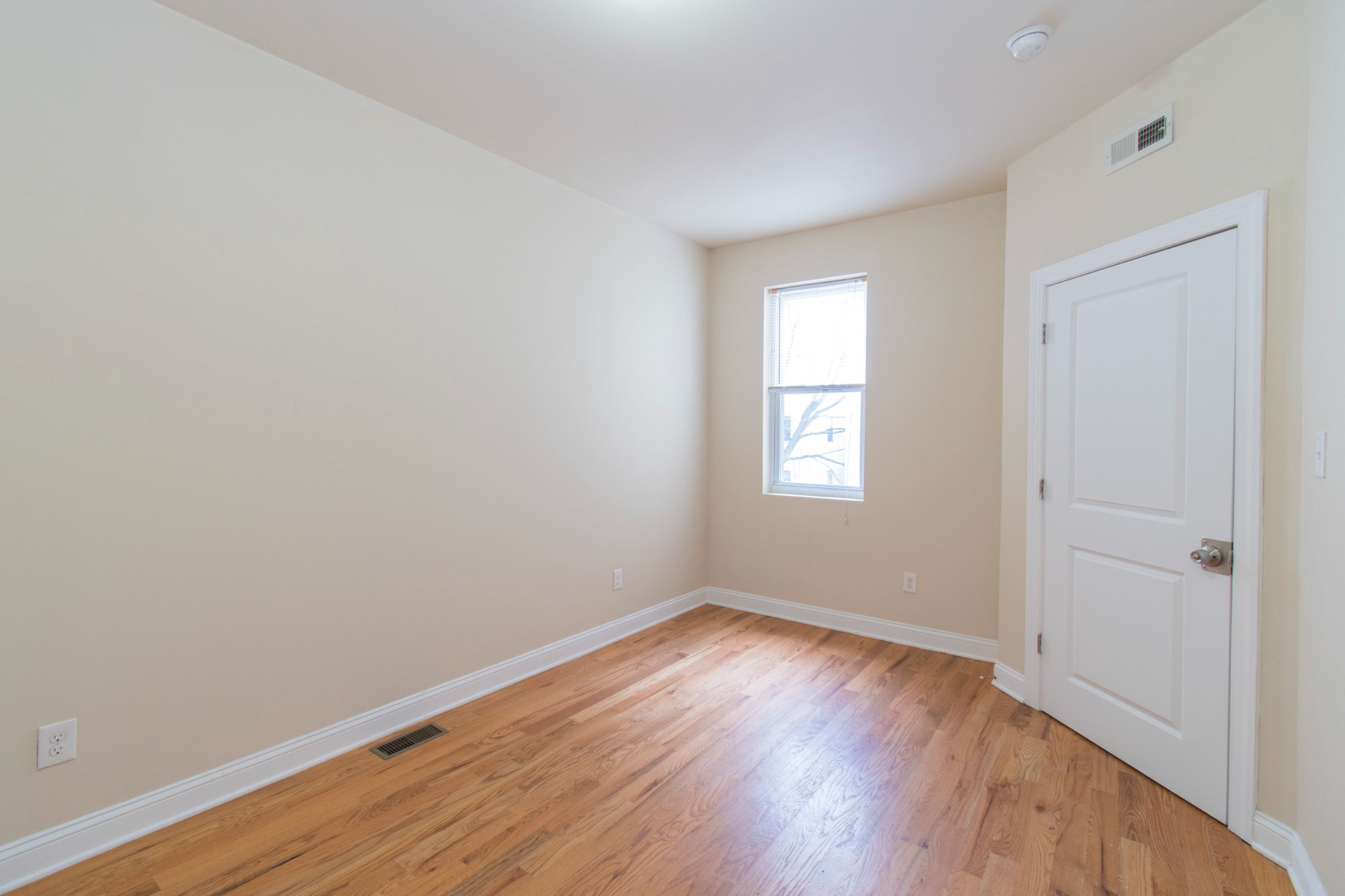 1927 N GRATZ ST Unit 2