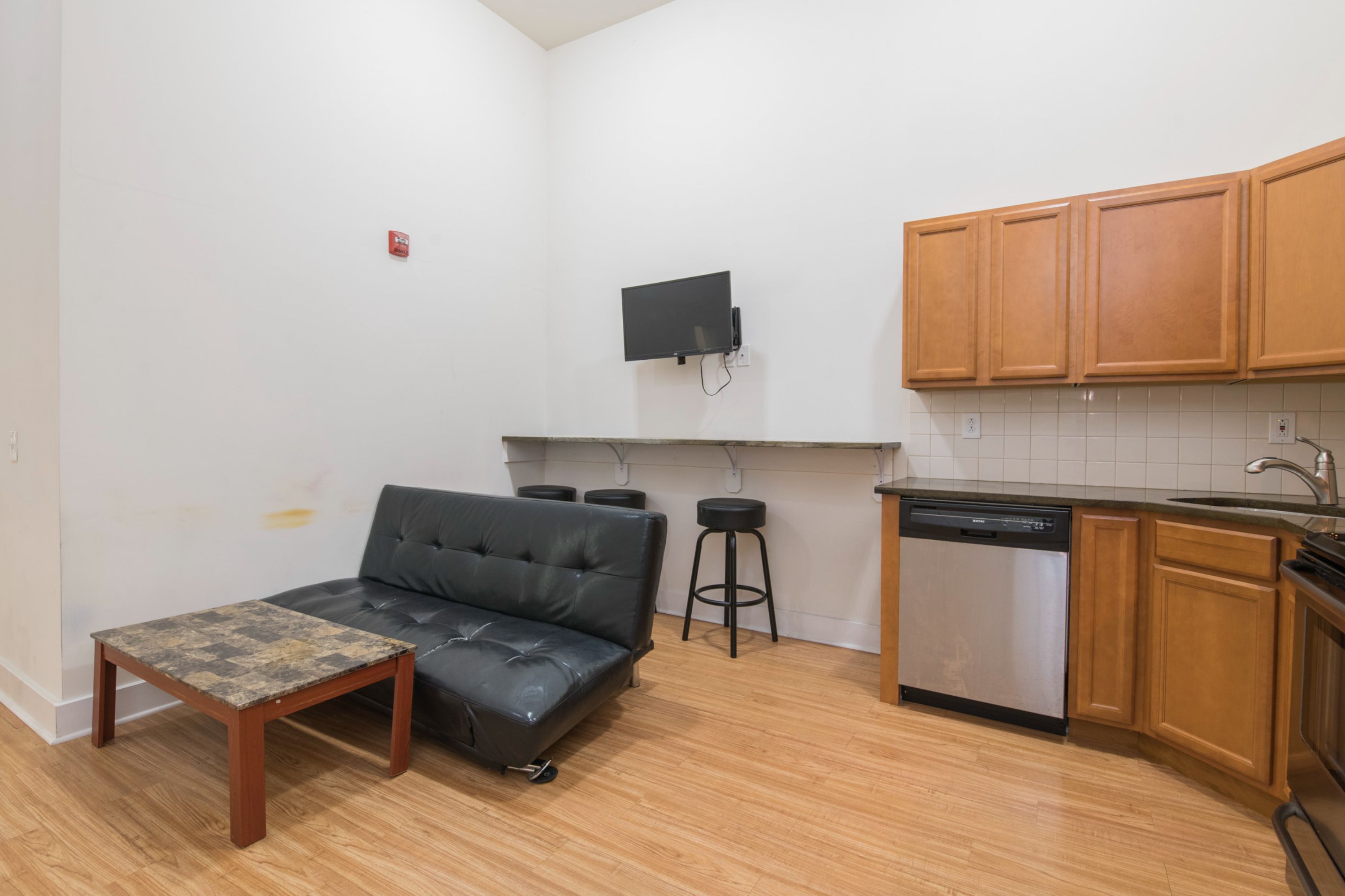 3835-37 HAMILTON ST Unit 2