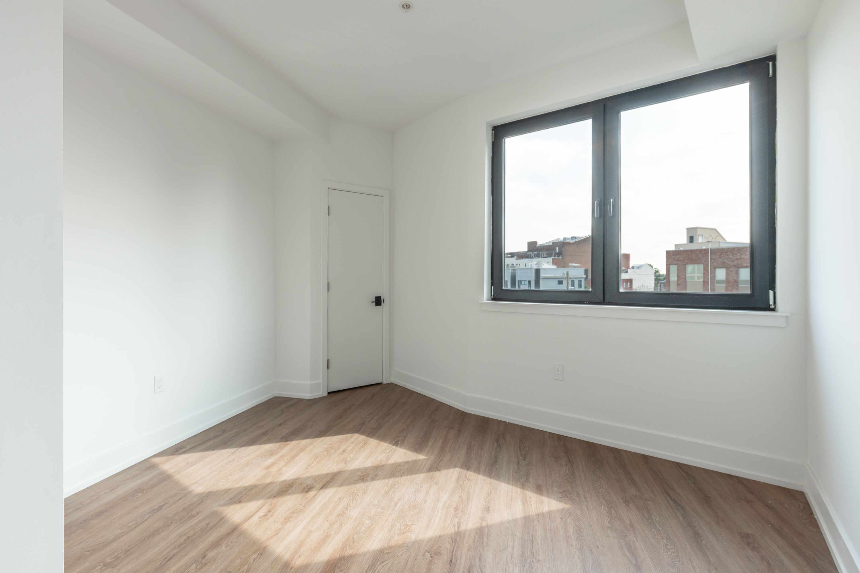 1519 Ridge Ave Unit 202
