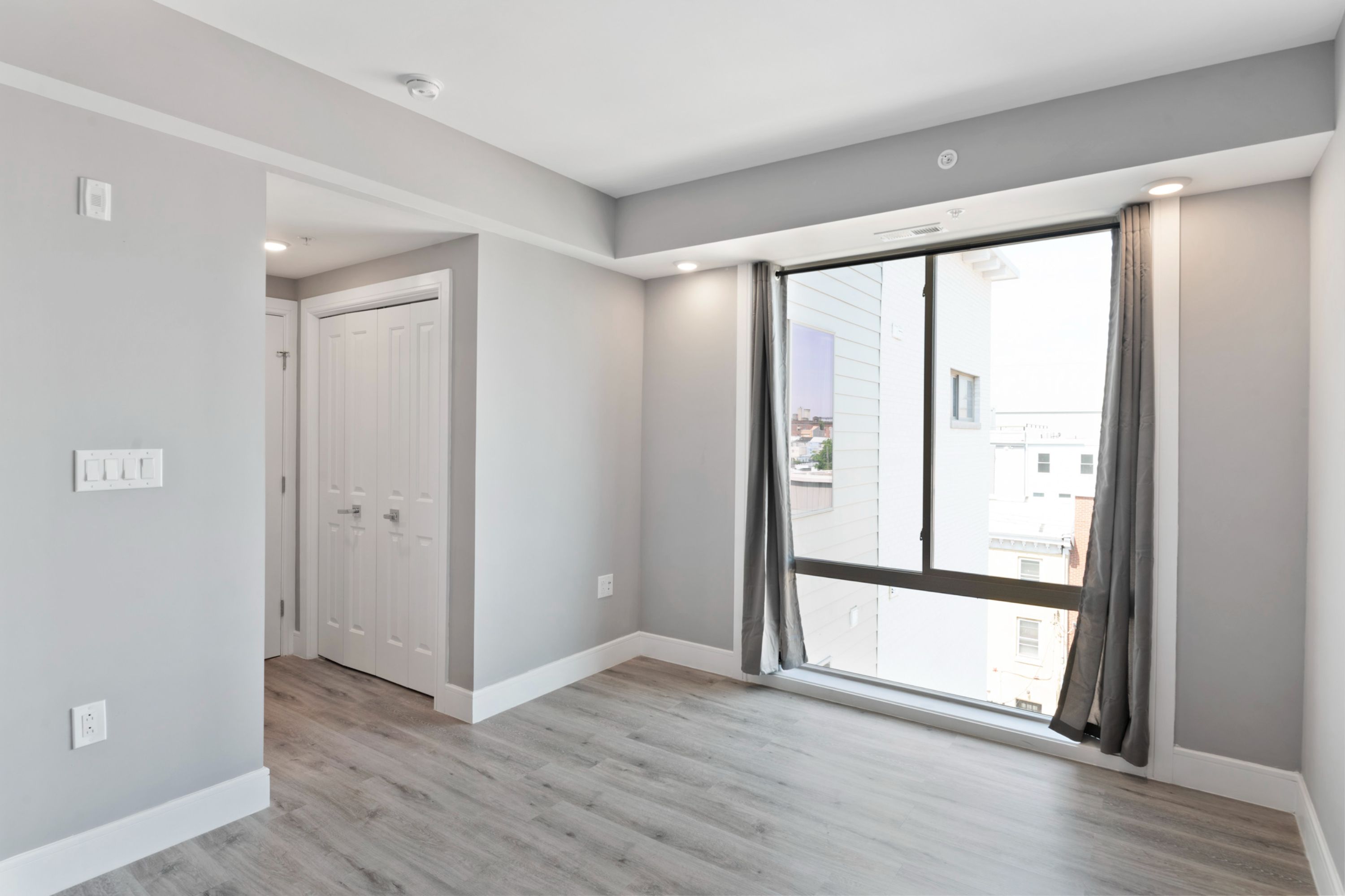 1633 N 2nd St Unit 602PH