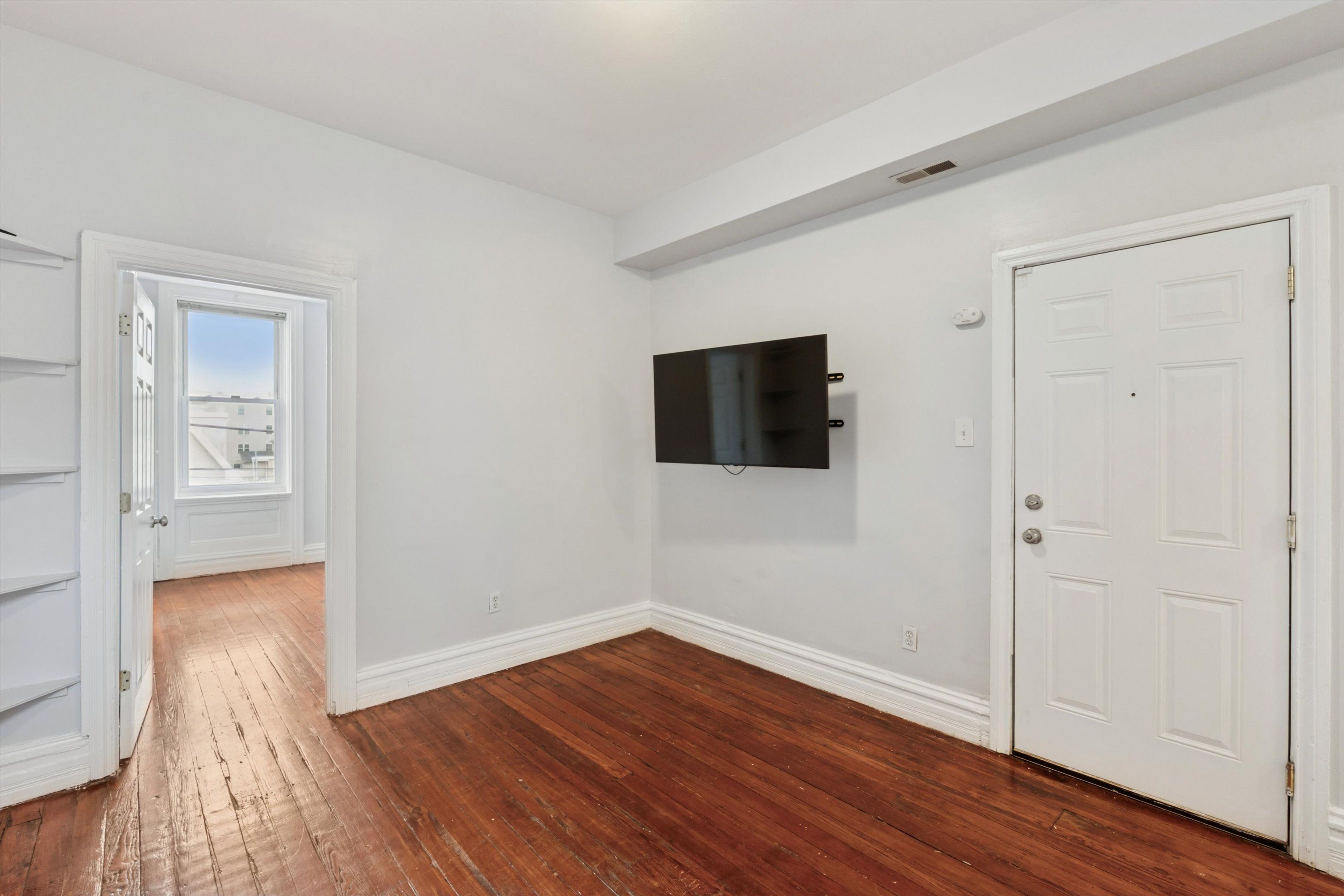 1729 W MONTGOMERY AVE Unit 2