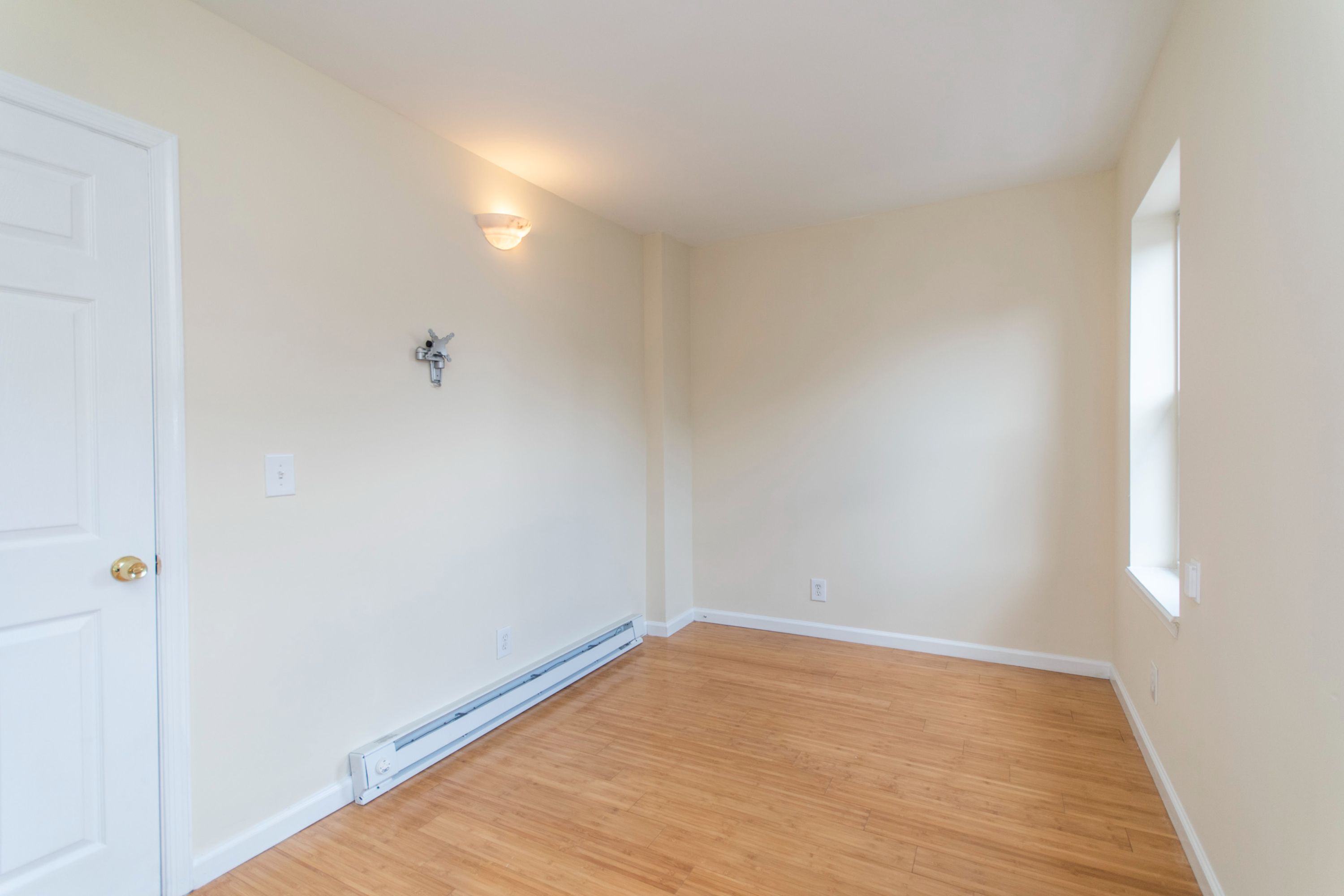 1616 WILLINGTON ST Unit 3