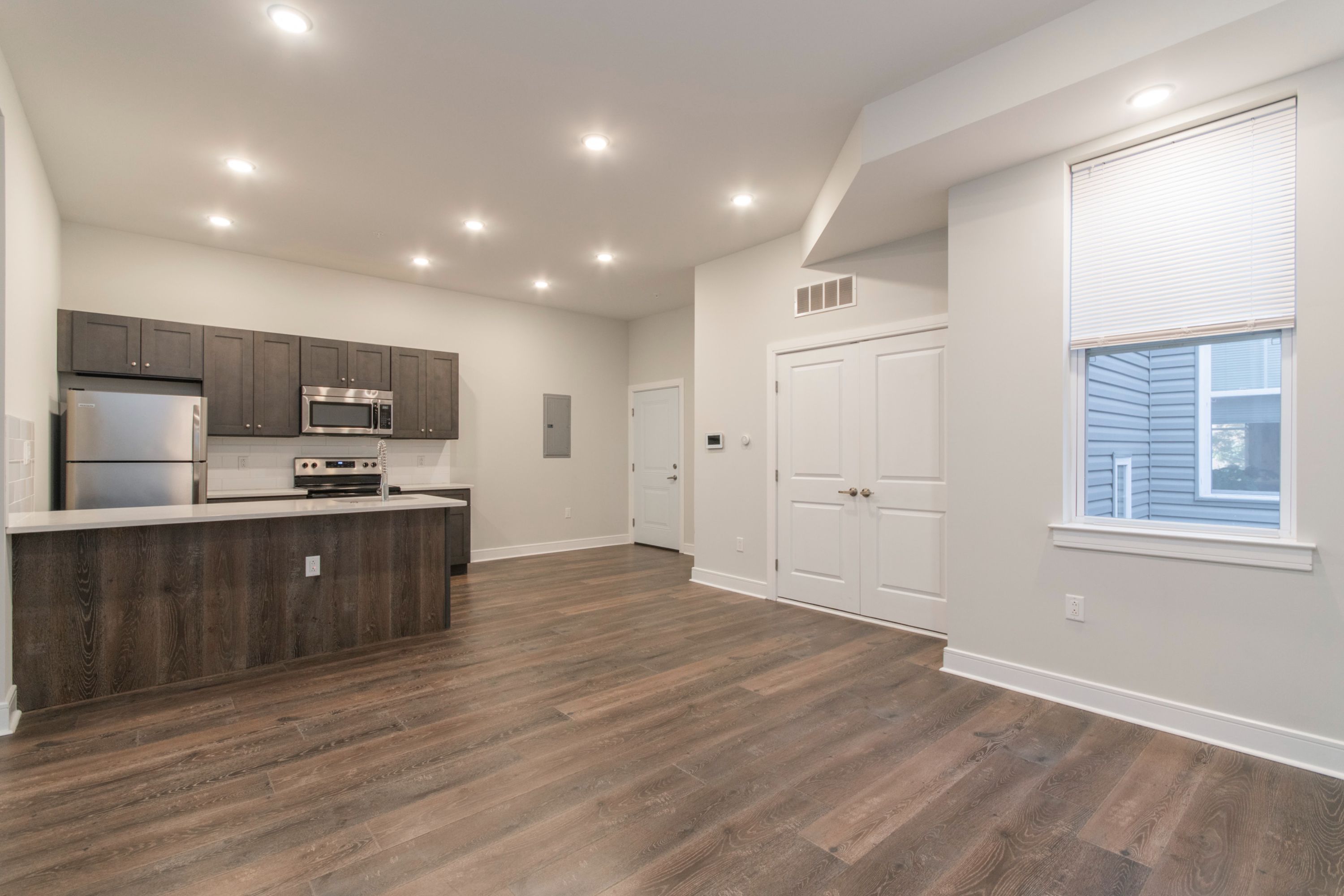 1229 N Franklin ST Unit 4