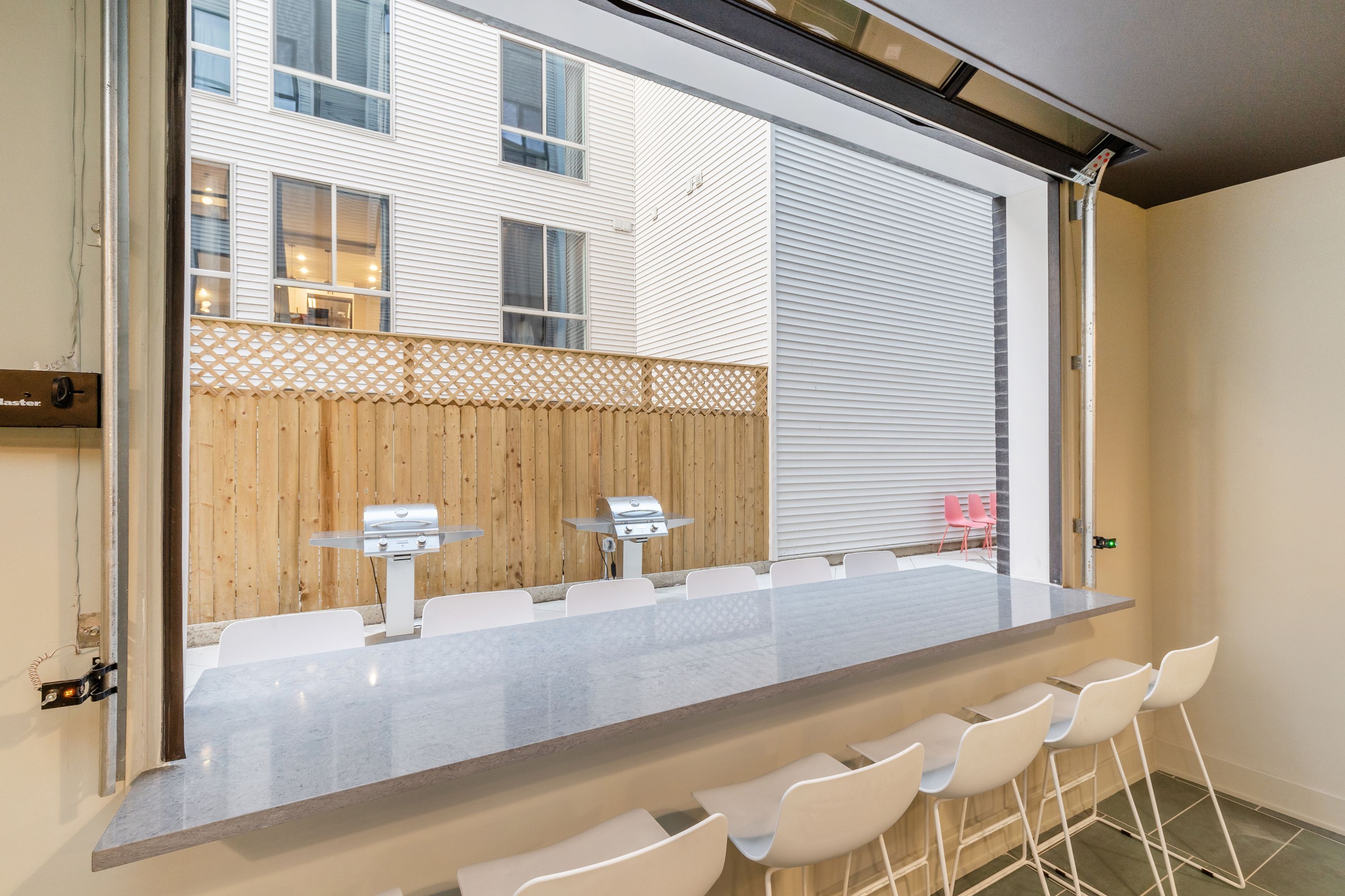 629 W GIRARD AVE Unit 307