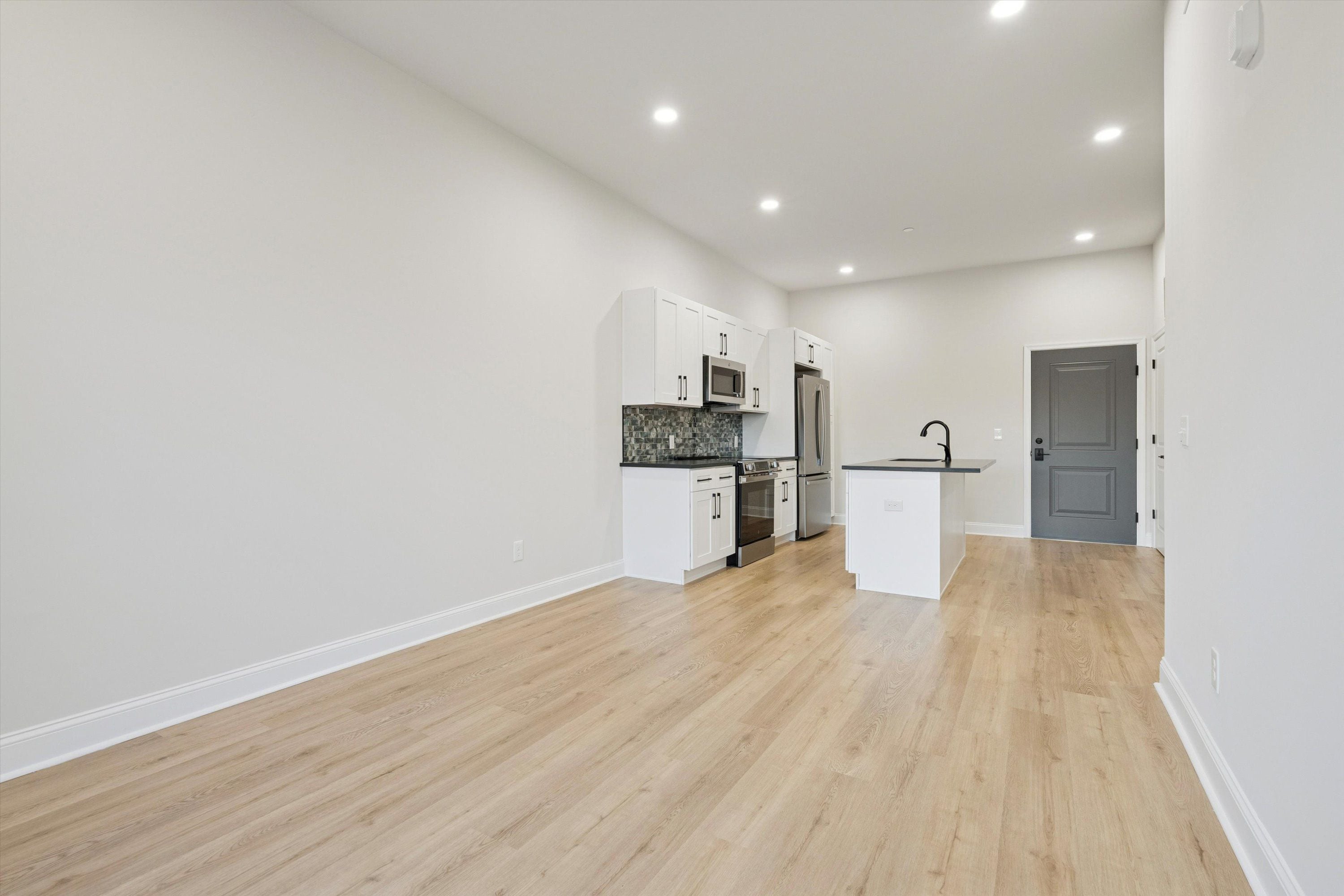 2153 E LEHIGH AVE Unit 312