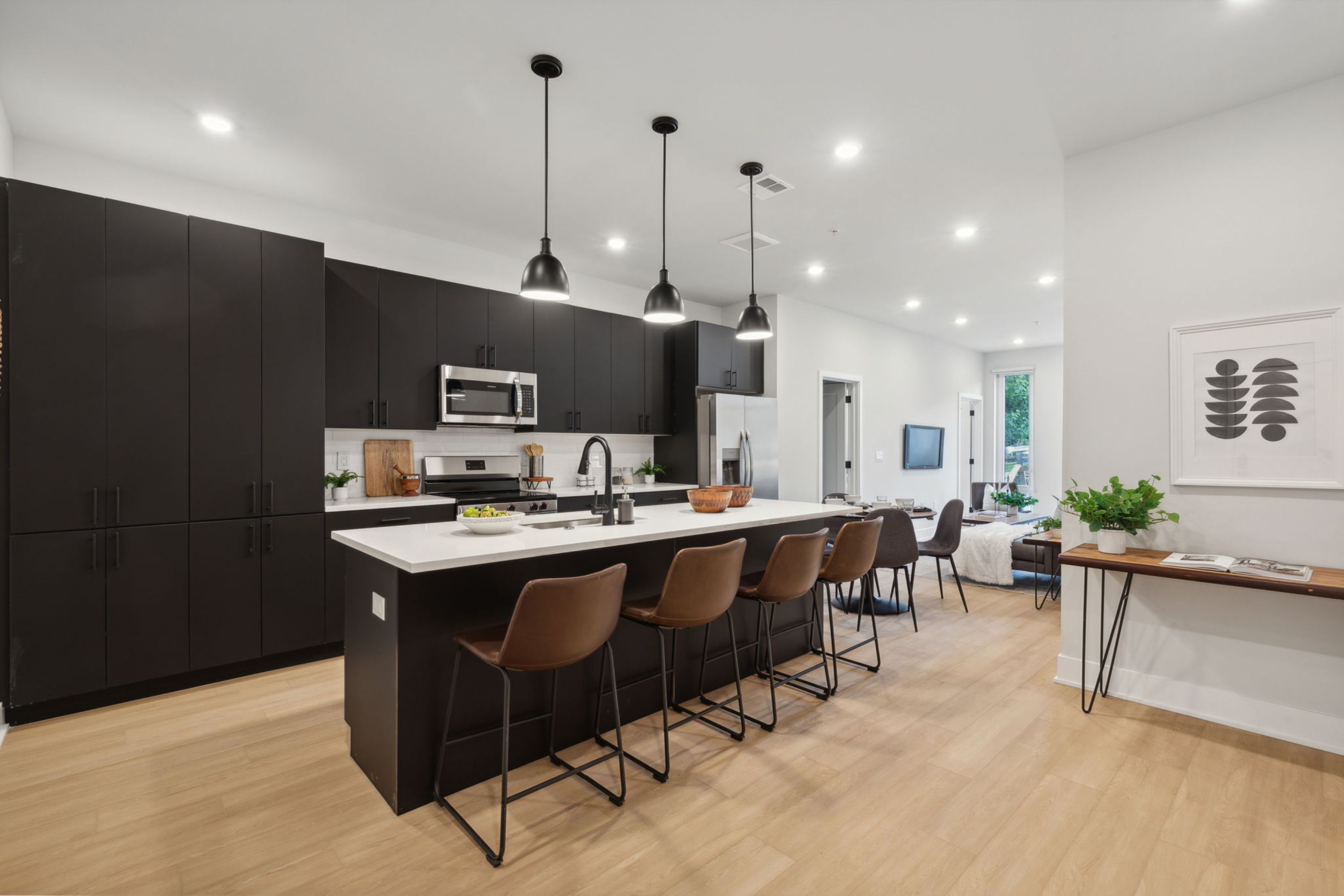 6910 Ridge Avenue Unit 412