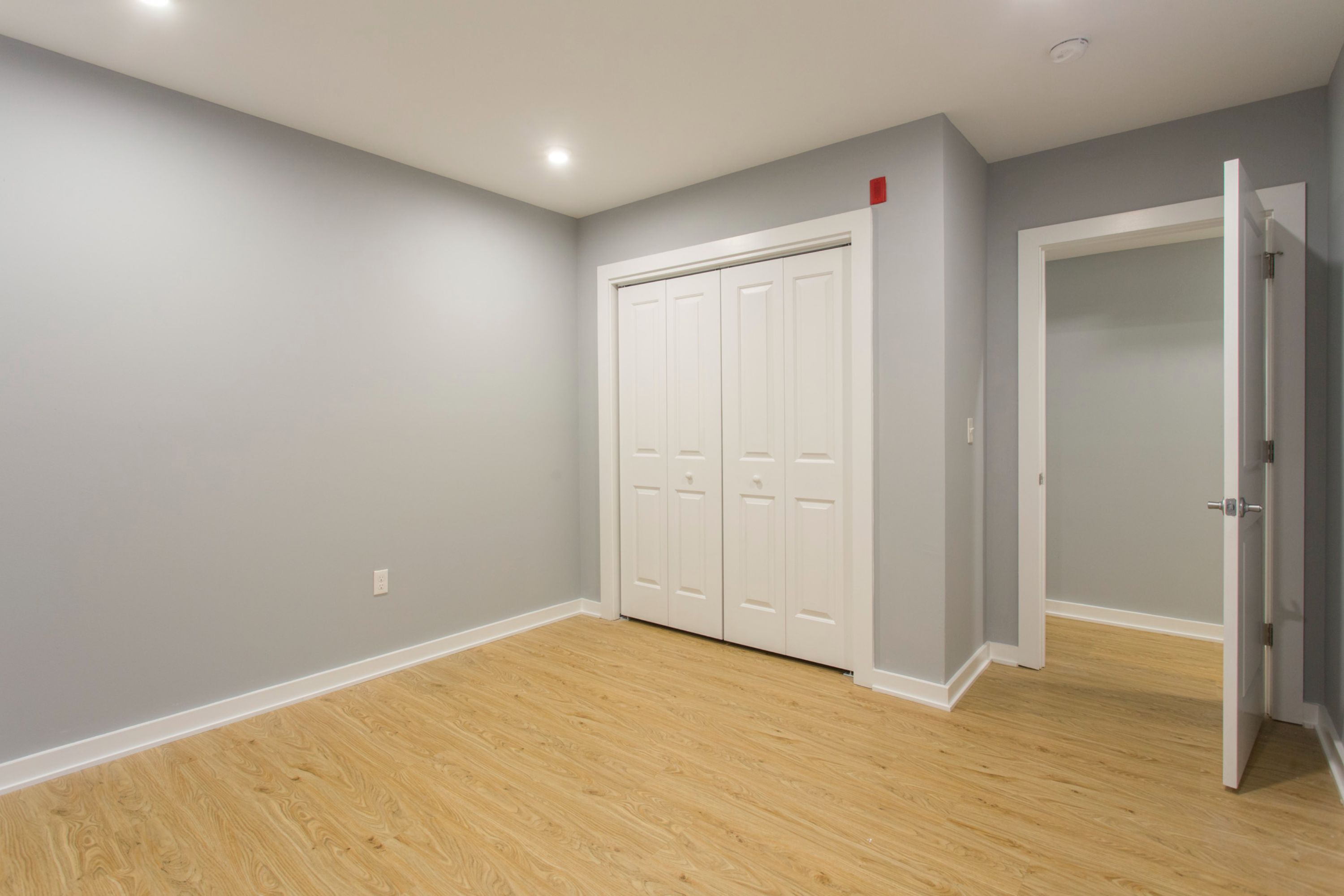 245-47 S 45TH ST Unit 3B