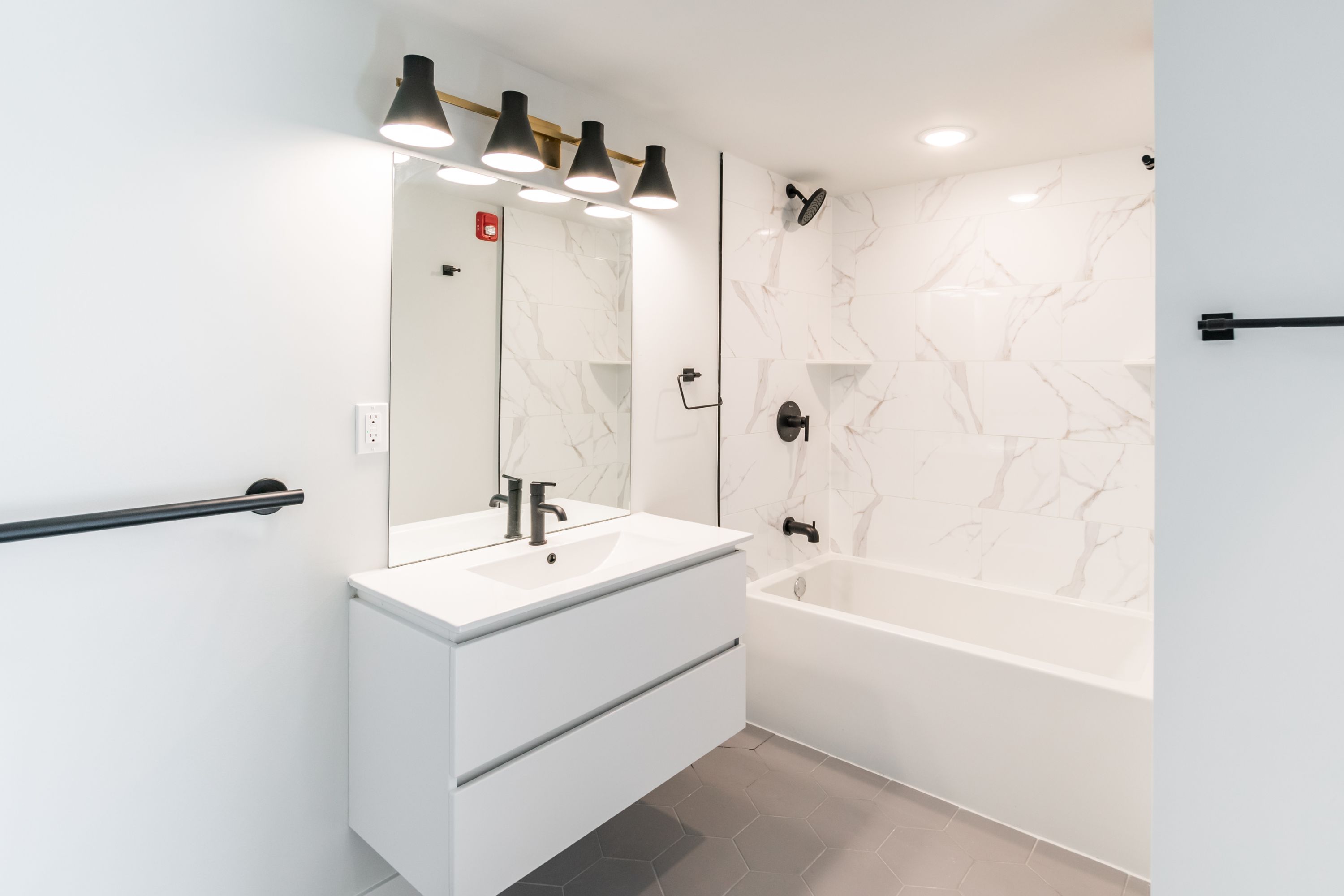 1102 GERMANTOWN AVENUE Unit 302