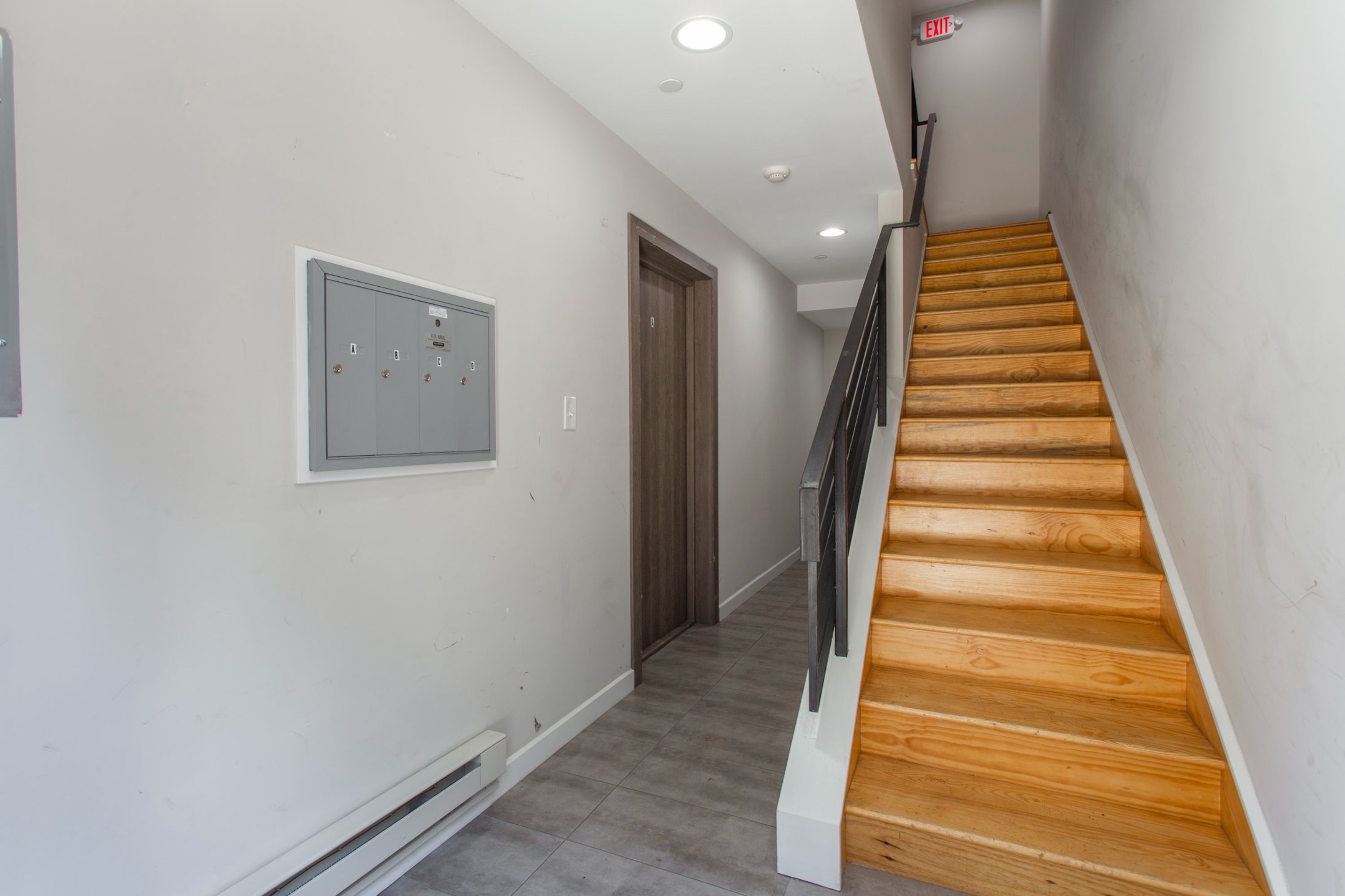 2545-47 MONTROSE ST Unit D