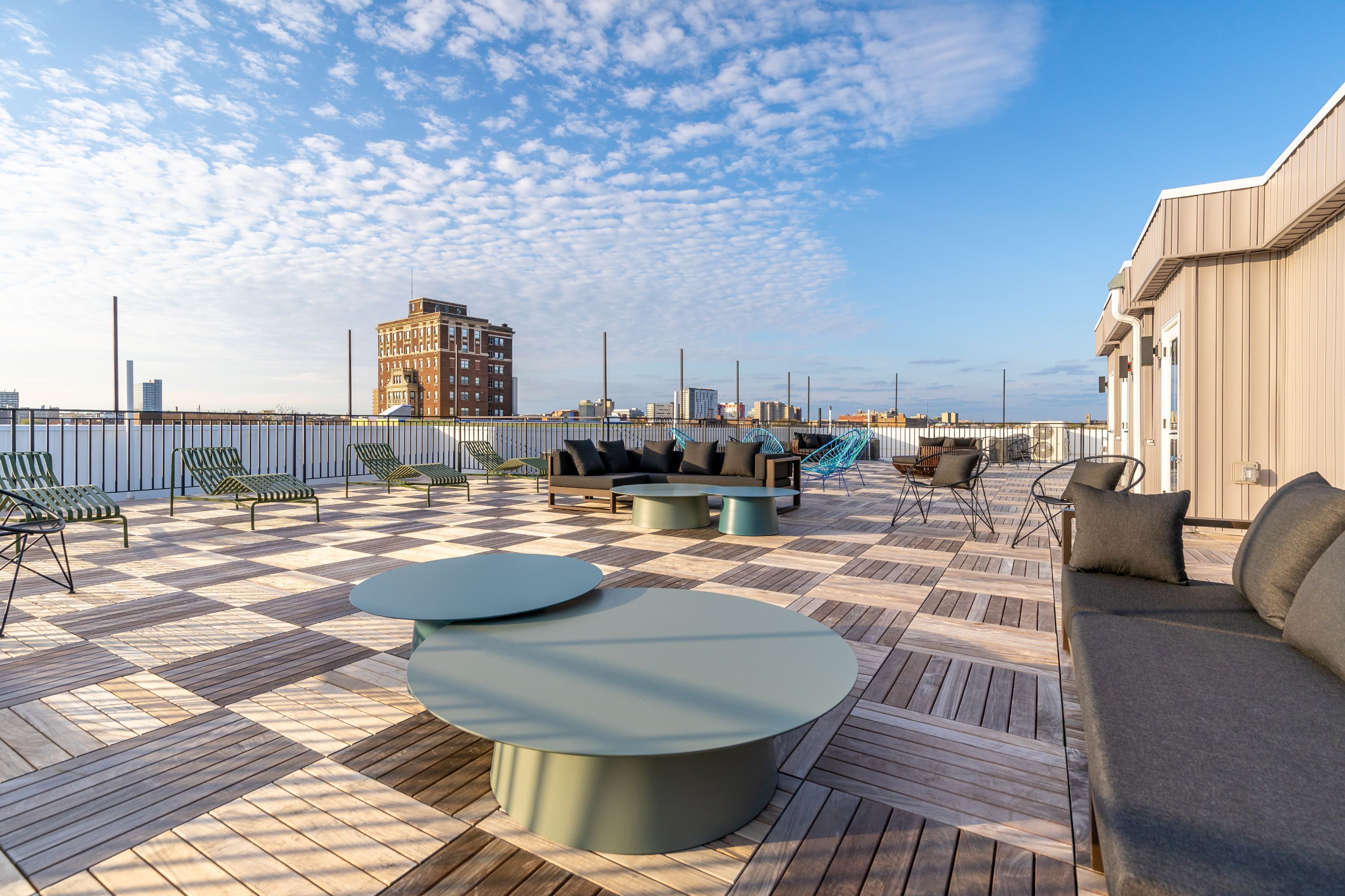 629 W GIRARD AVE Unit 307