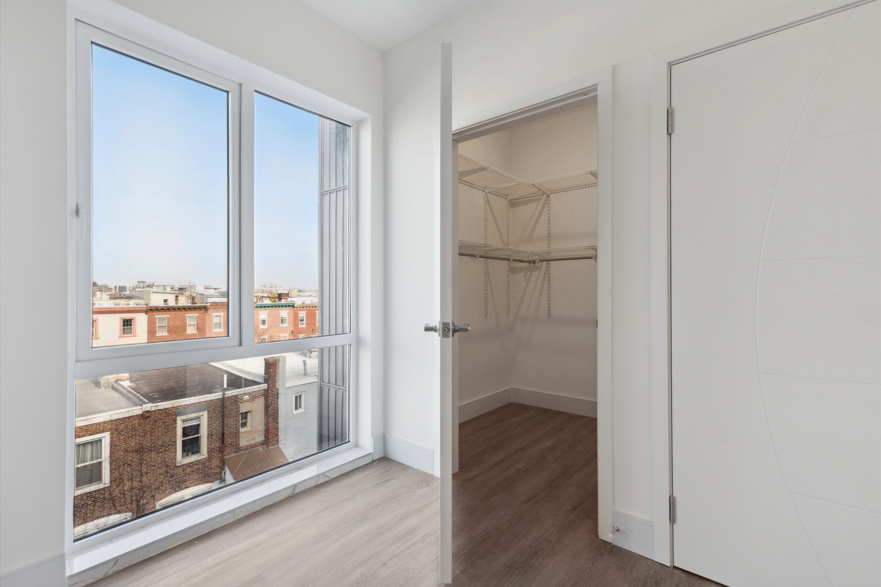 1221 E Fletcher St Unit 208