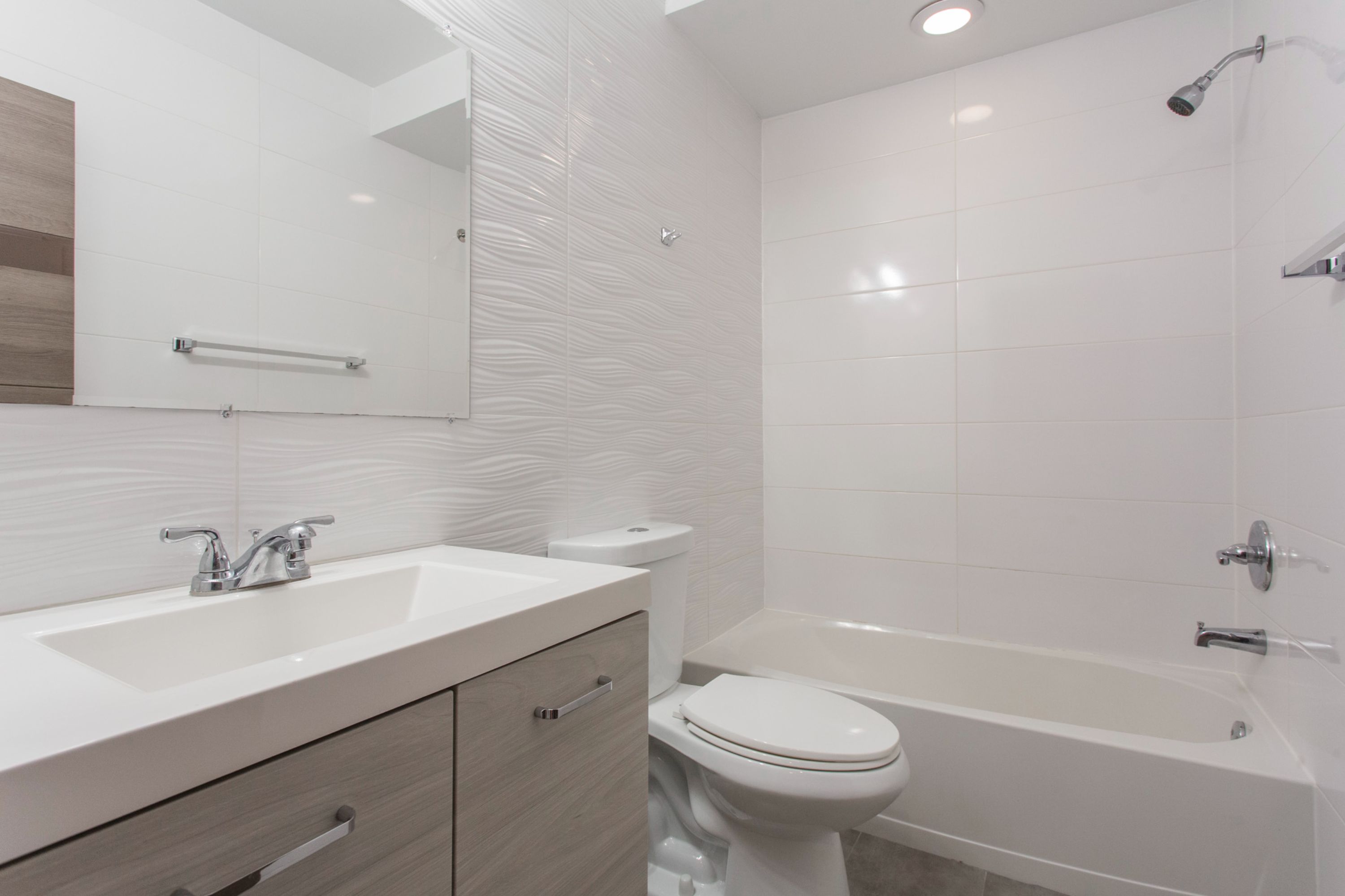 2545-47 MONTROSE ST Unit D