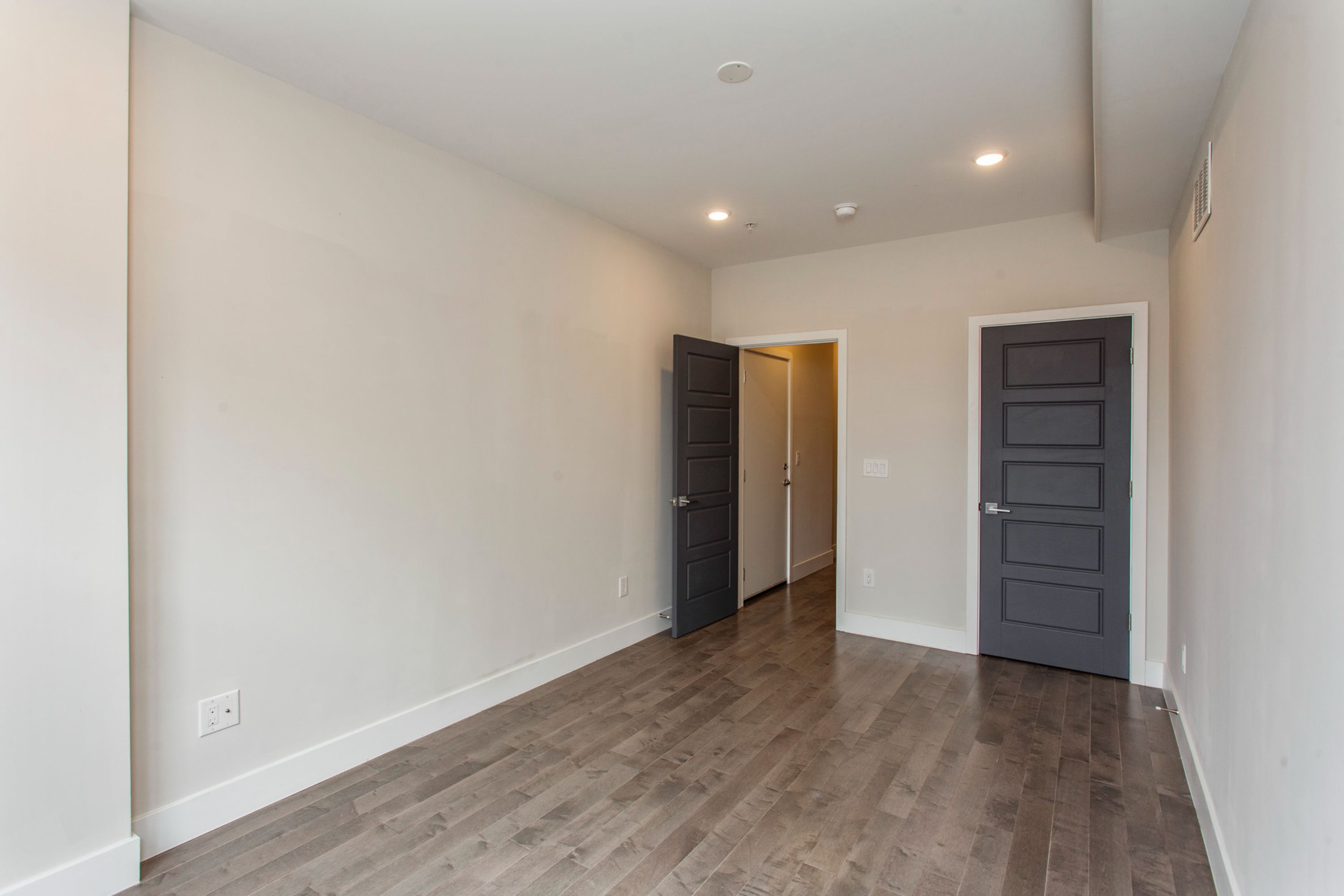 2647 FEDERAL ST Unit 1