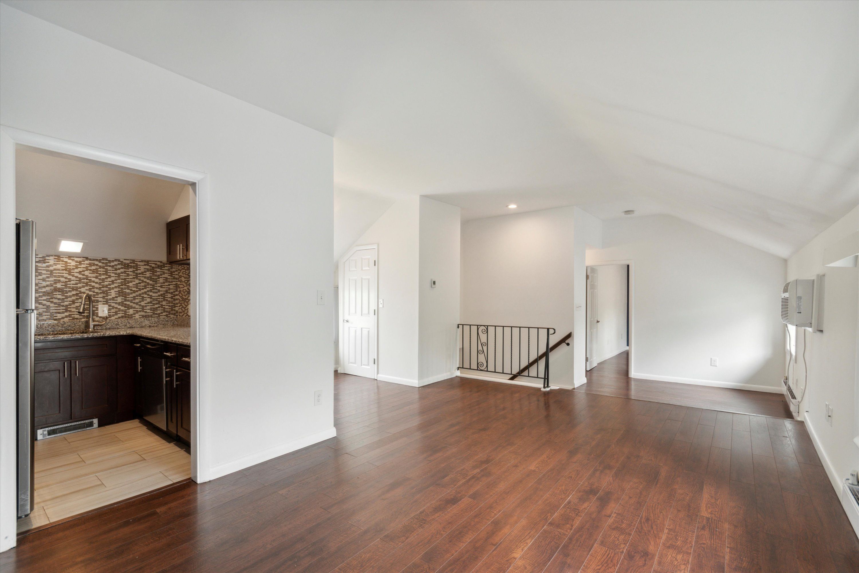 1-5 Peck Place Unit 1