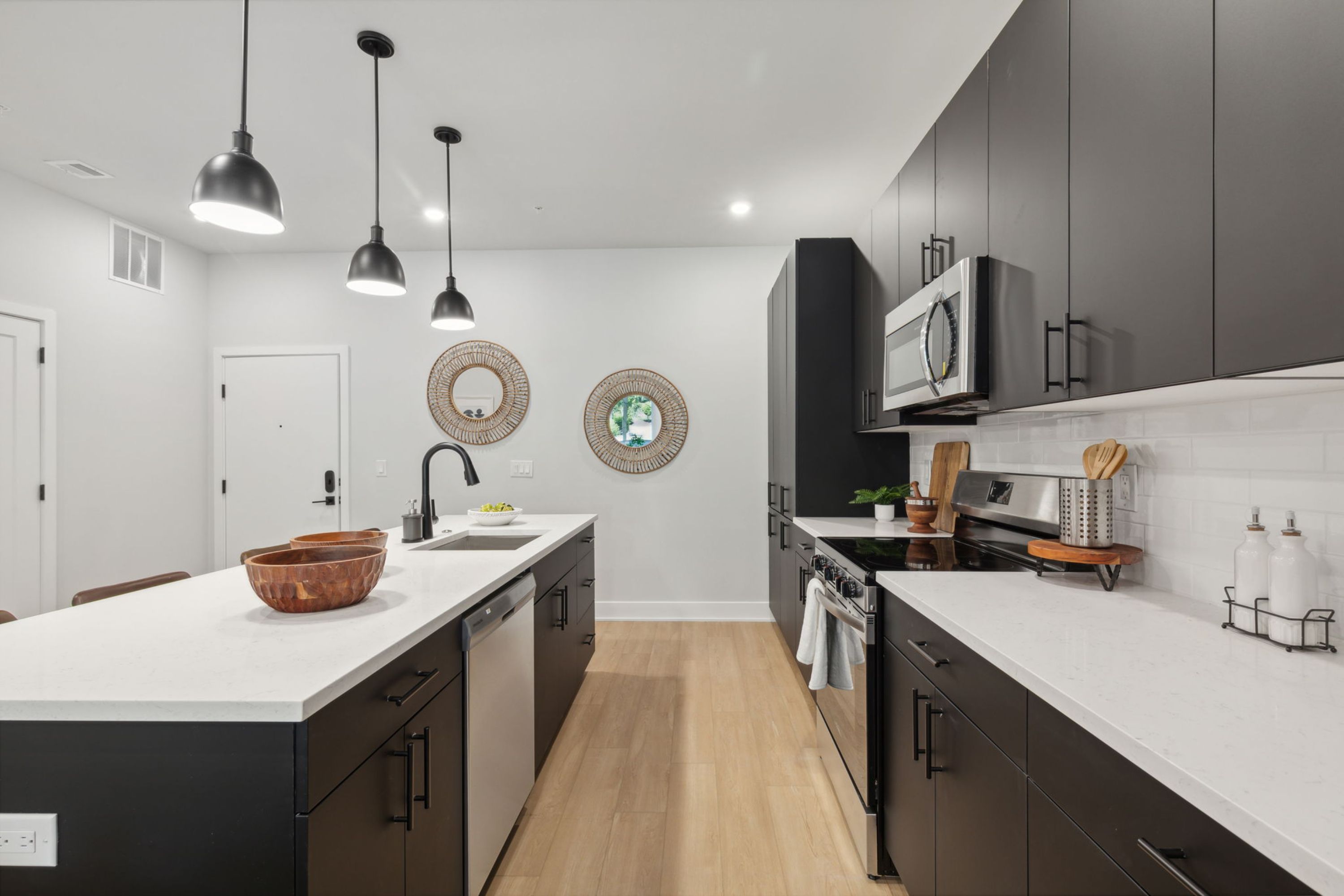 6910 Ridge Avenue Unit 412