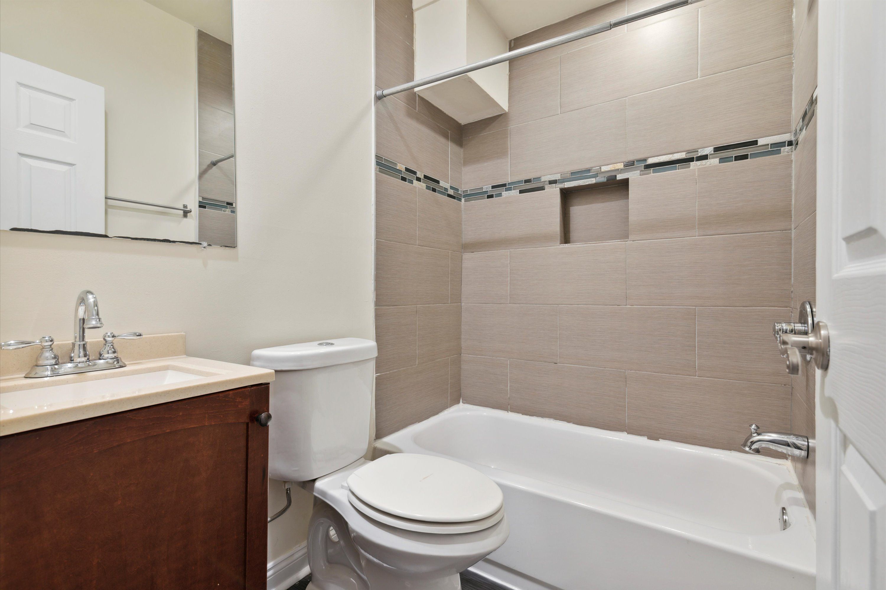 1408 WILLINGTON ST Unit A