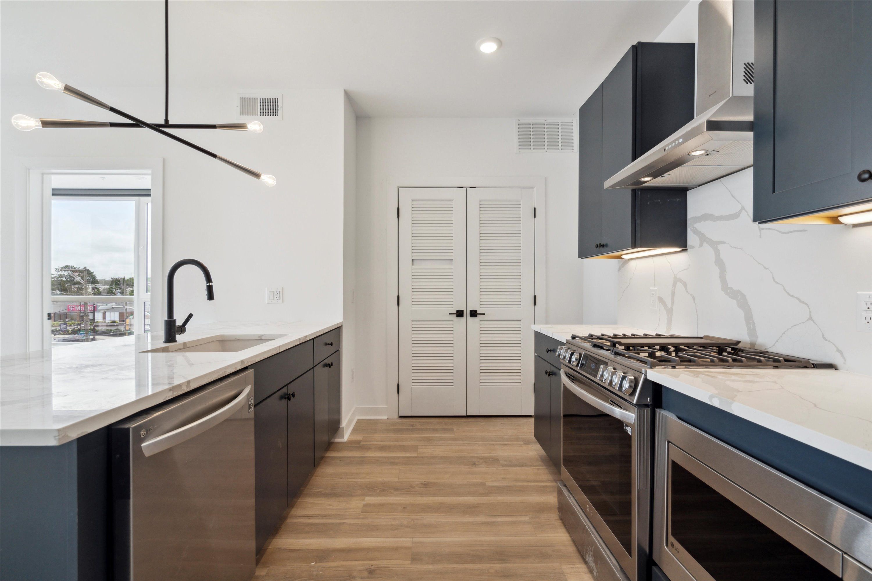 2636 E YORK ST Unit 204